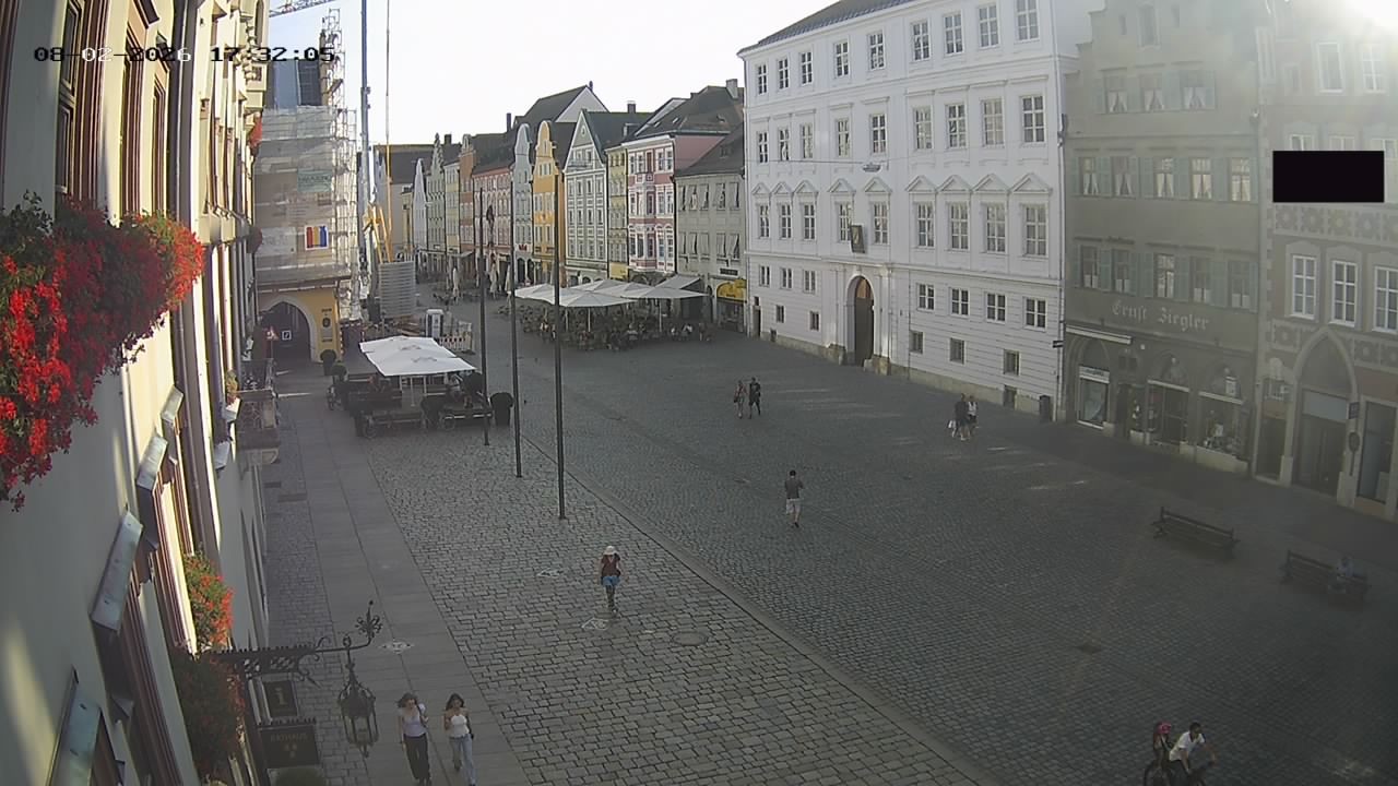 Archiv Foto Webcam Landshut: Blick vom Rathaus auf die Residenz