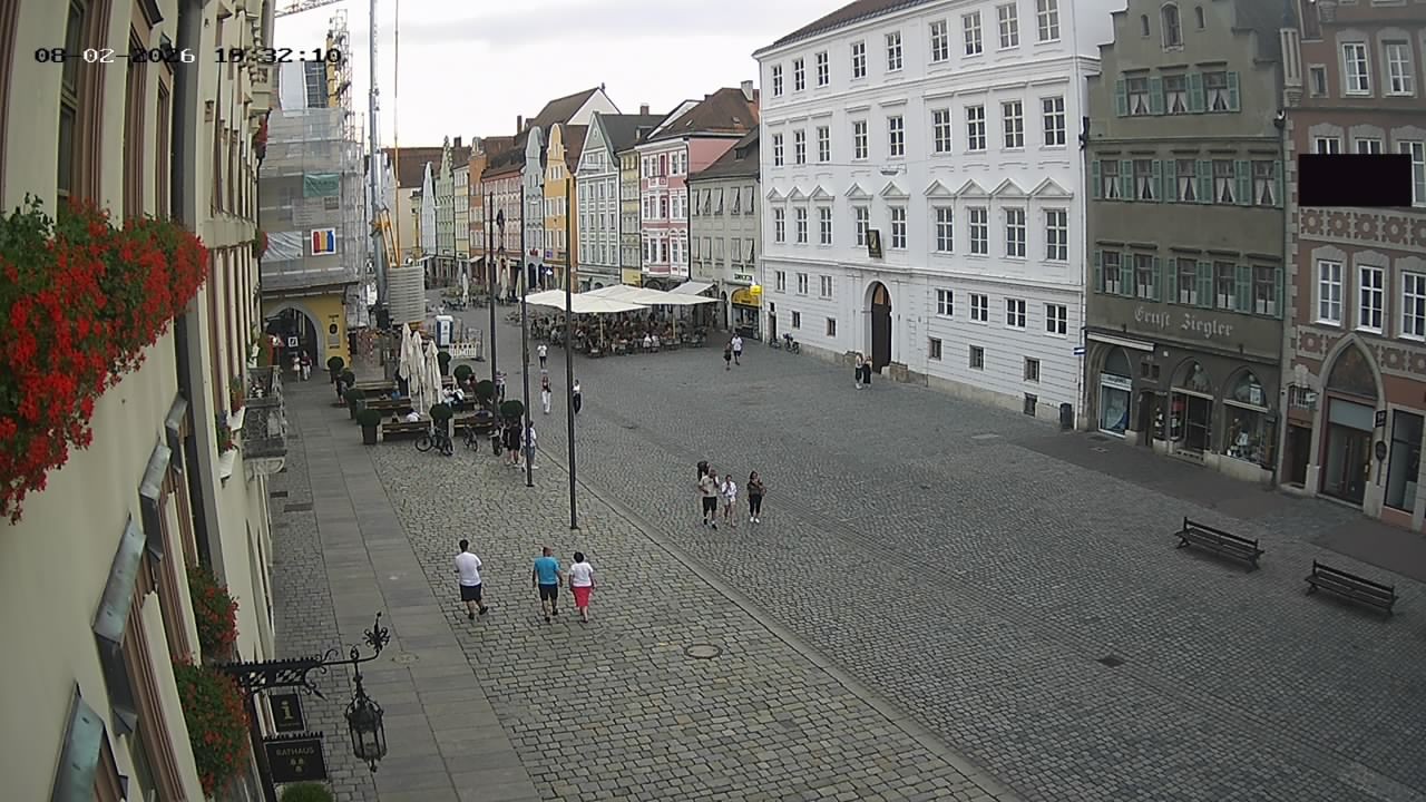 Archiv Foto Webcam Landshut: Blick vom Rathaus auf die Residenz
