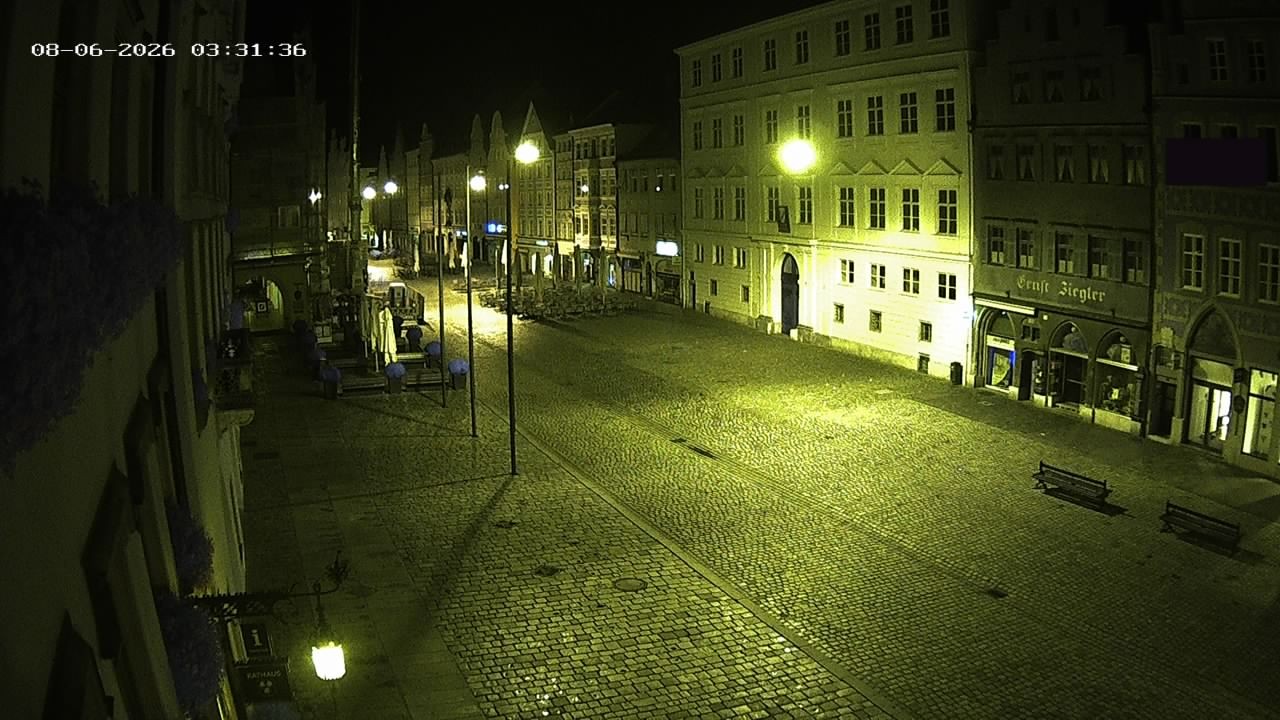 Archiv Foto Webcam Landshut: Blick vom Rathaus auf die Residenz