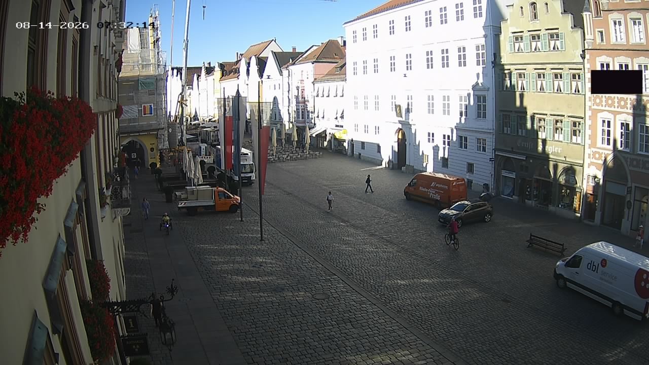 Archiv Foto Webcam Landshut: Blick vom Rathaus auf die Residenz