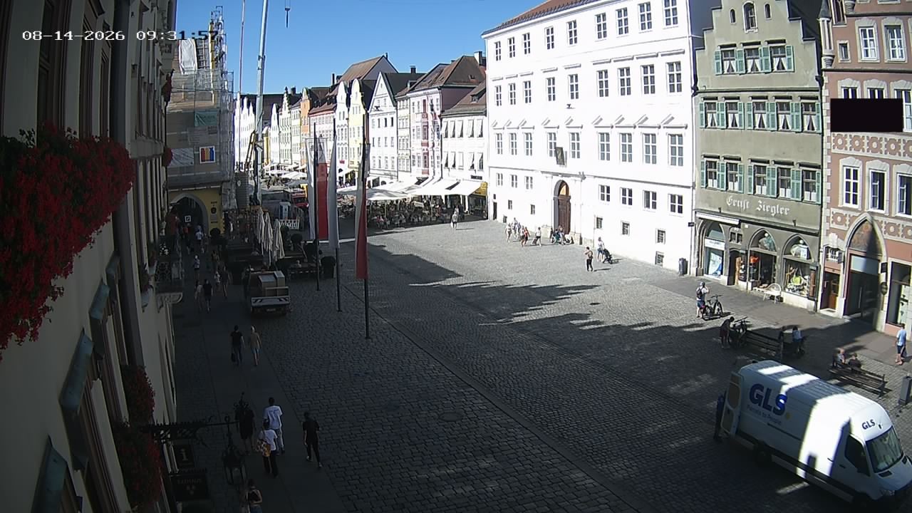 Archiv Foto Webcam Landshut: Blick vom Rathaus auf die Residenz