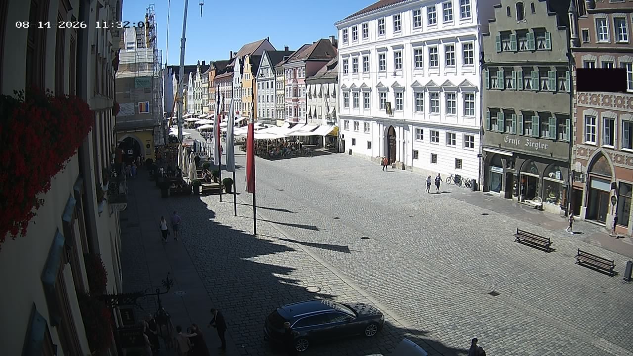 Archiv Foto Webcam Landshut: Blick vom Rathaus auf die Residenz
