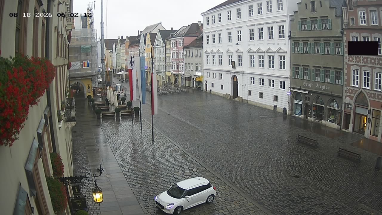 Archiv Foto Webcam Landshut: Blick vom Rathaus auf die Residenz