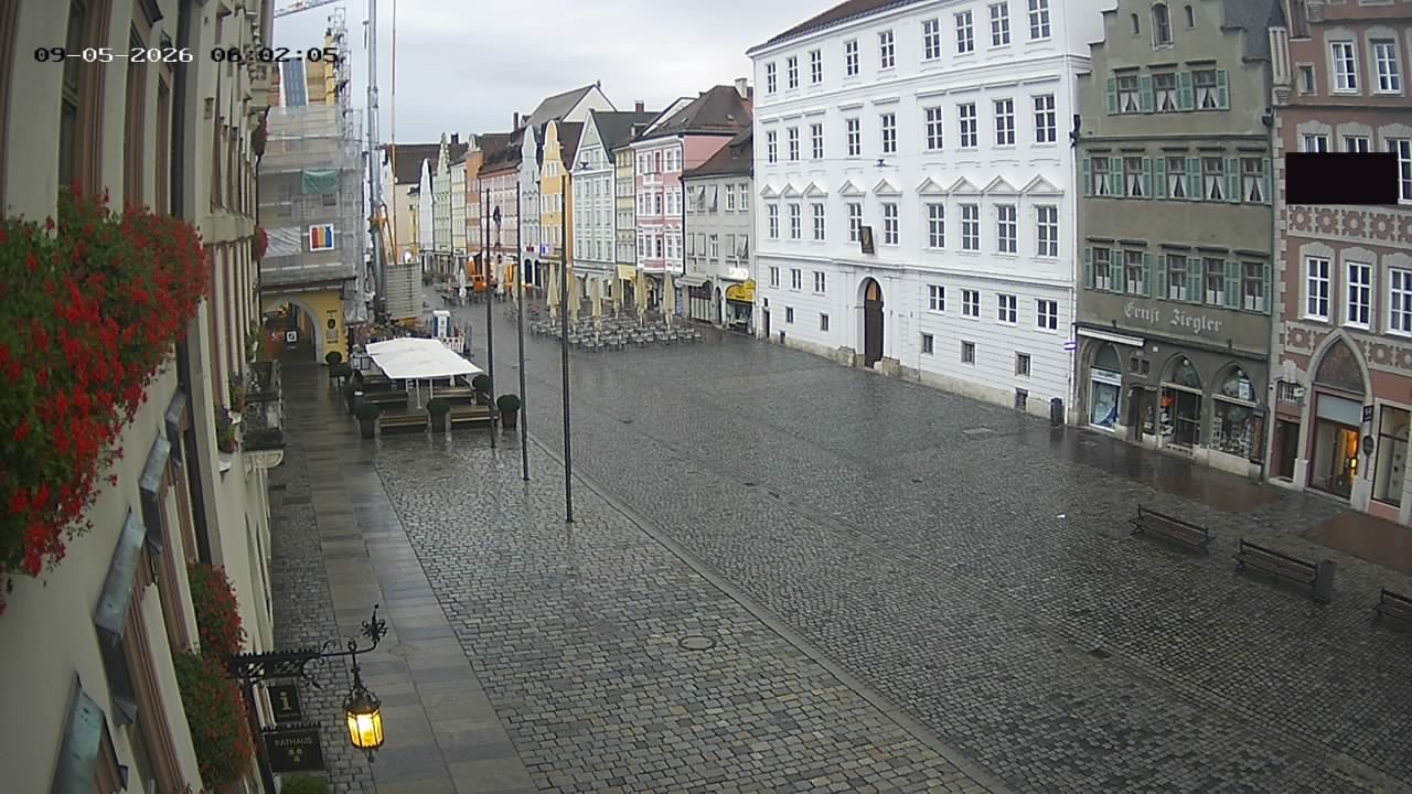 Archiv Foto Webcam Landshut: Blick vom Rathaus auf die Residenz