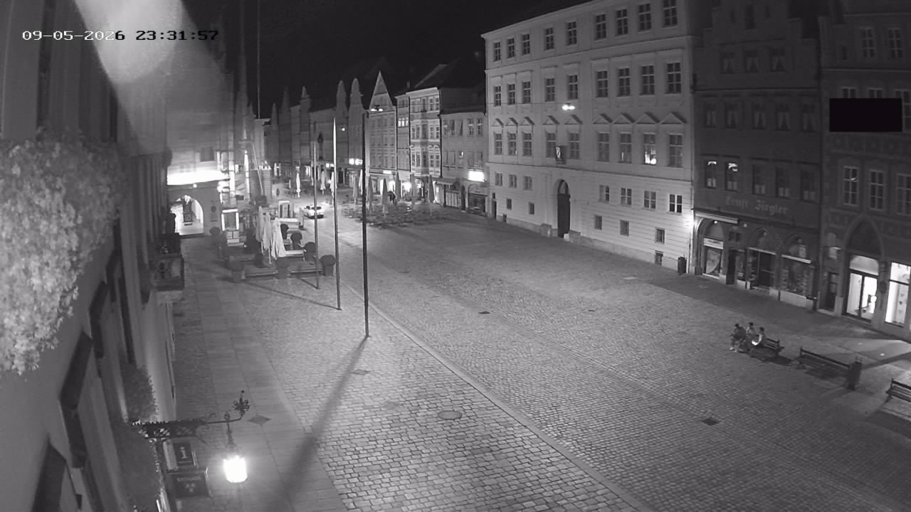 Archiv Foto Webcam Landshut: Blick vom Rathaus auf die Residenz