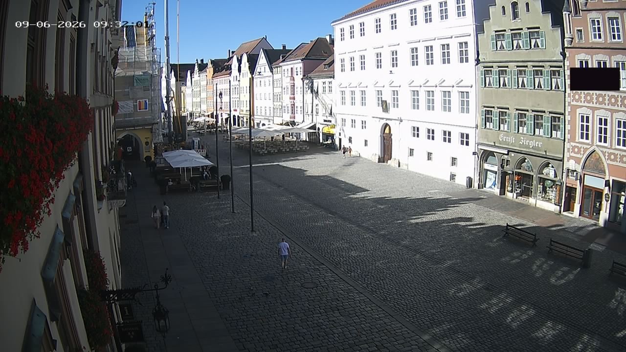 Archiv Foto Webcam Landshut: Blick vom Rathaus auf die Residenz