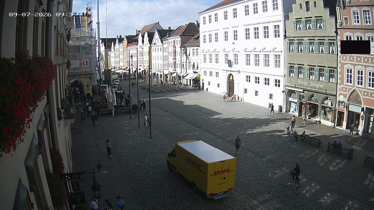 Archiv Foto Webcam Landshut: Blick vom Rathaus auf die Residenz