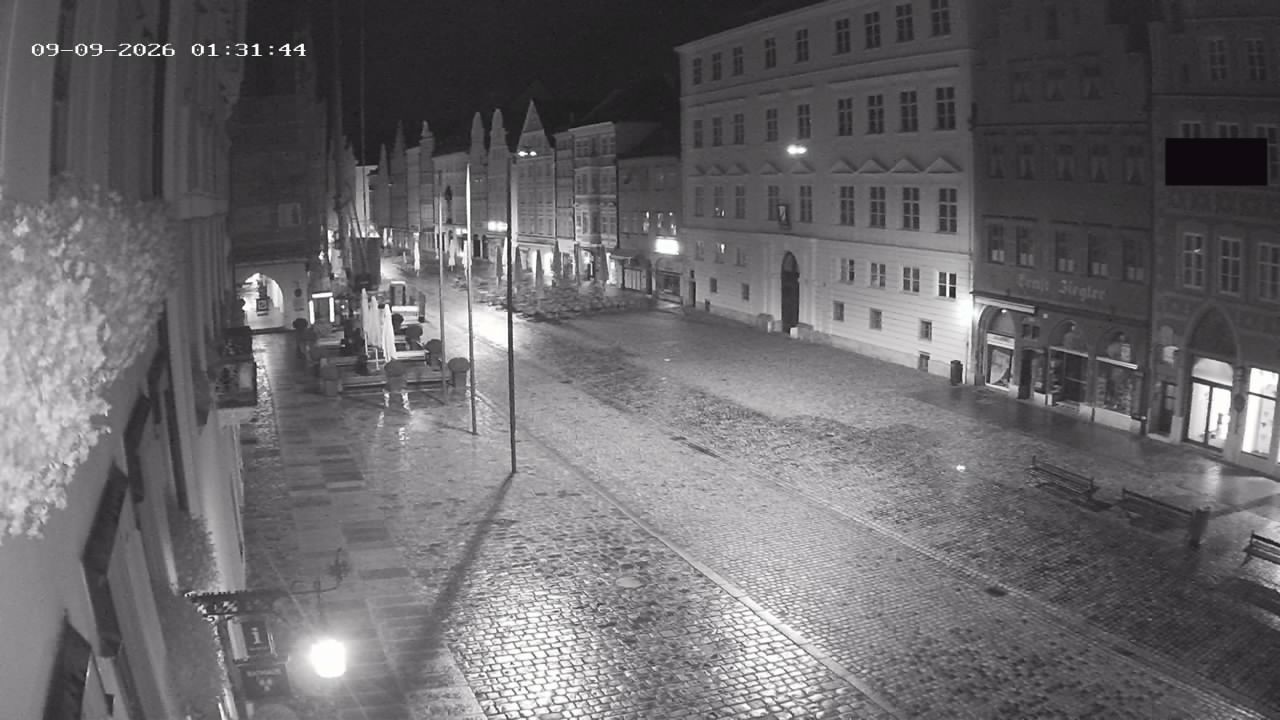 Archiv Foto Webcam Landshut: Blick vom Rathaus auf die Residenz