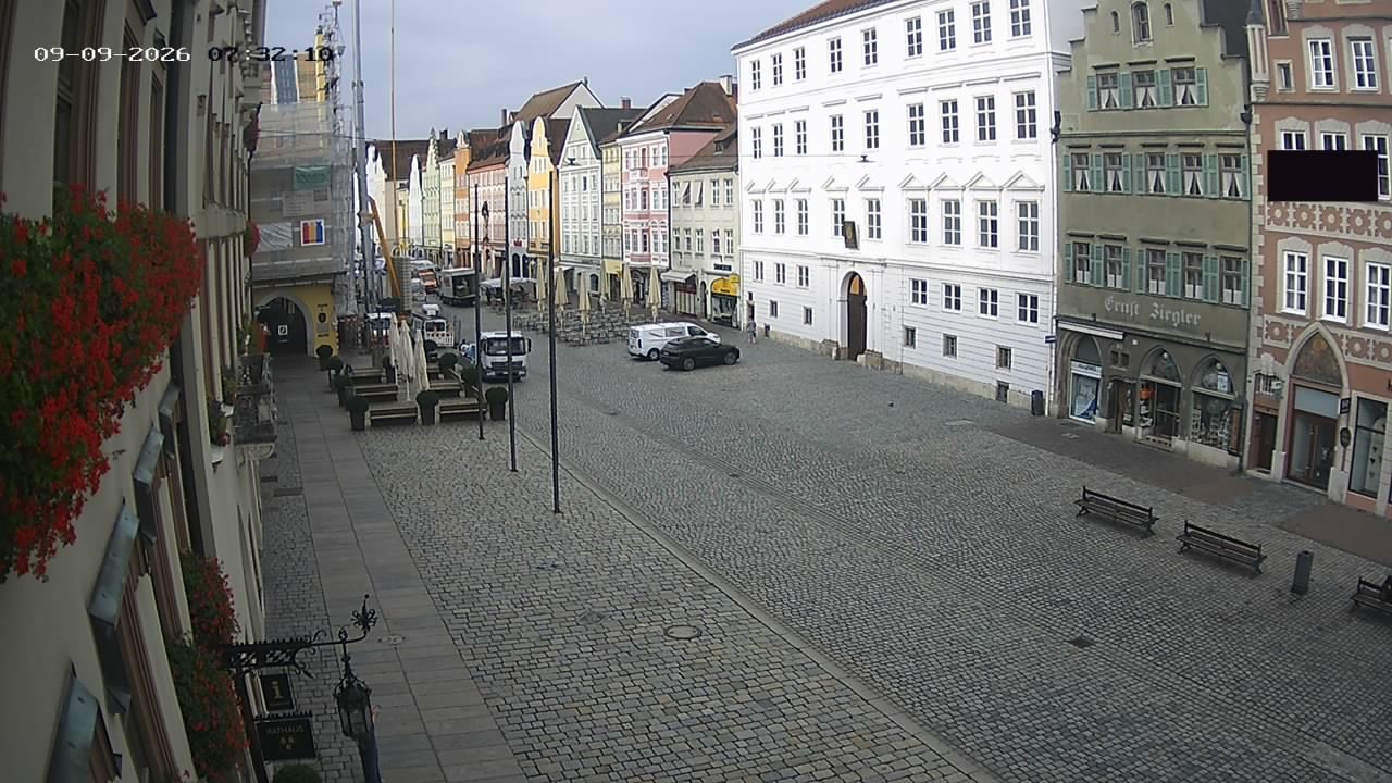 Archiv Foto Webcam Landshut: Blick vom Rathaus auf die Residenz