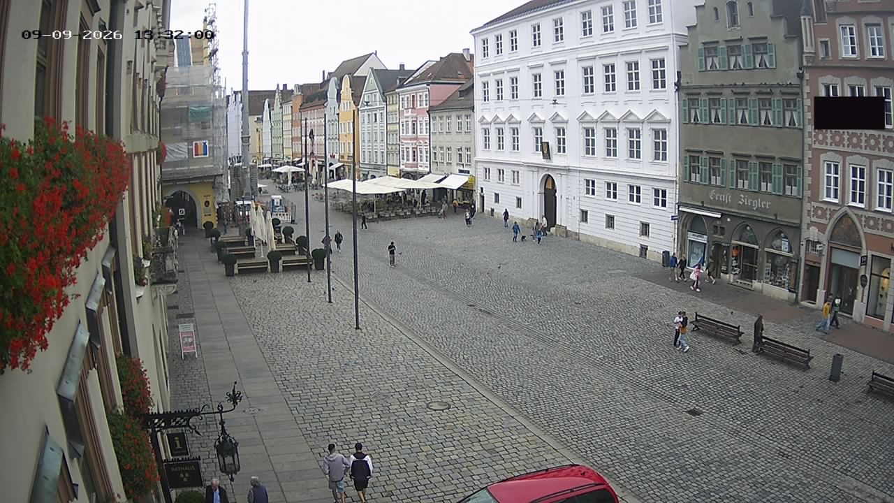 Archiv Foto Webcam Landshut: Blick vom Rathaus auf die Residenz