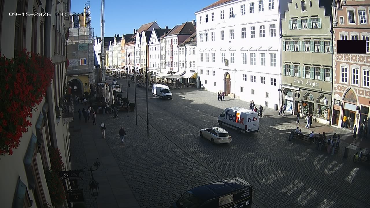 Archiv Foto Webcam Landshut: Blick vom Rathaus auf die Residenz