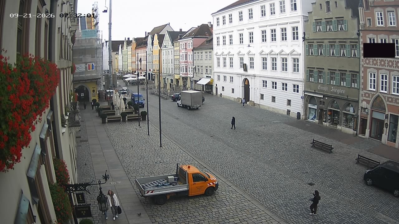 Archiv Foto Webcam Landshut: Blick vom Rathaus auf die Residenz
