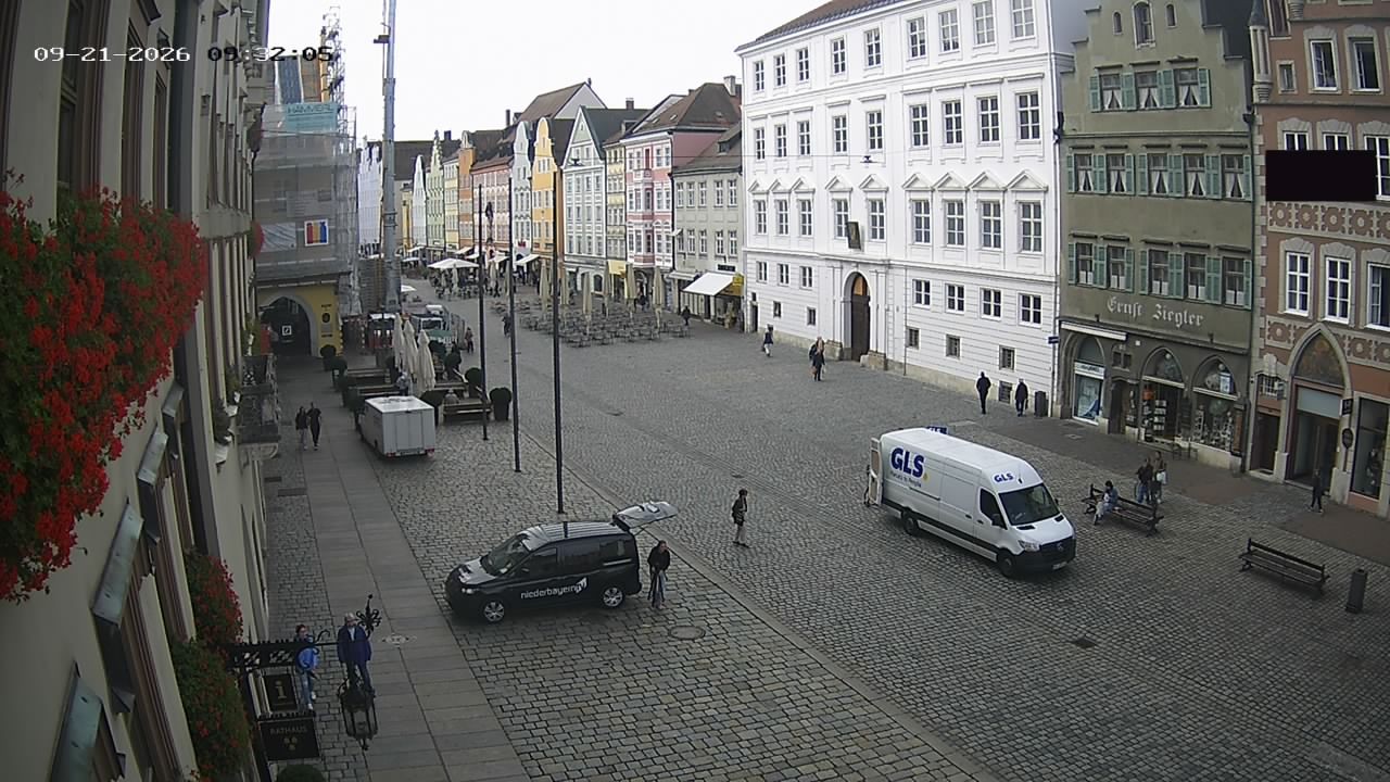 Archiv Foto Webcam Landshut: Blick vom Rathaus auf die Residenz