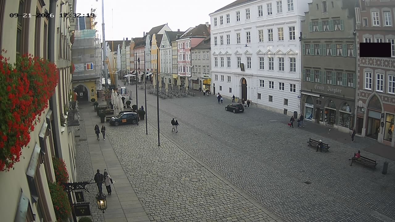 Archiv Foto Webcam Landshut: Blick vom Rathaus auf die Residenz