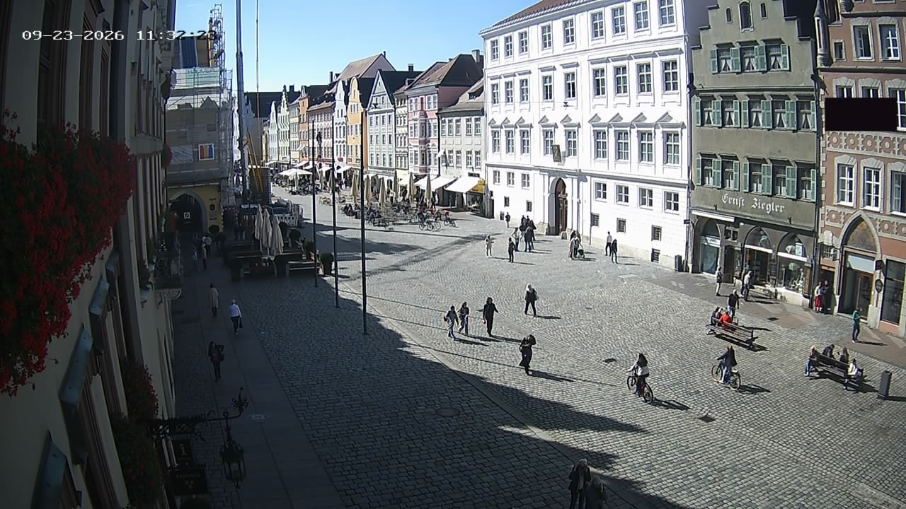 Archiv Foto Webcam Landshut: Blick vom Rathaus auf die Residenz