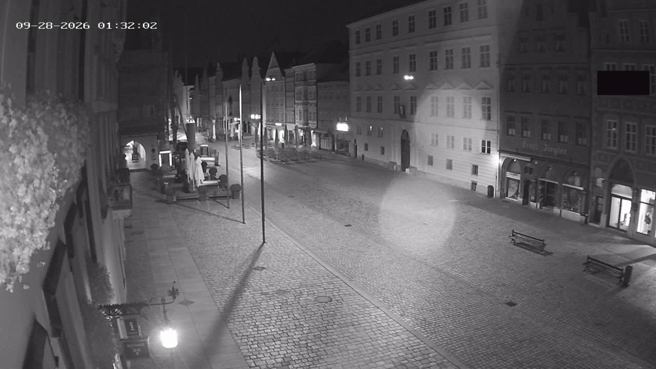 Archiv Foto Webcam Landshut: Blick vom Rathaus auf die Residenz