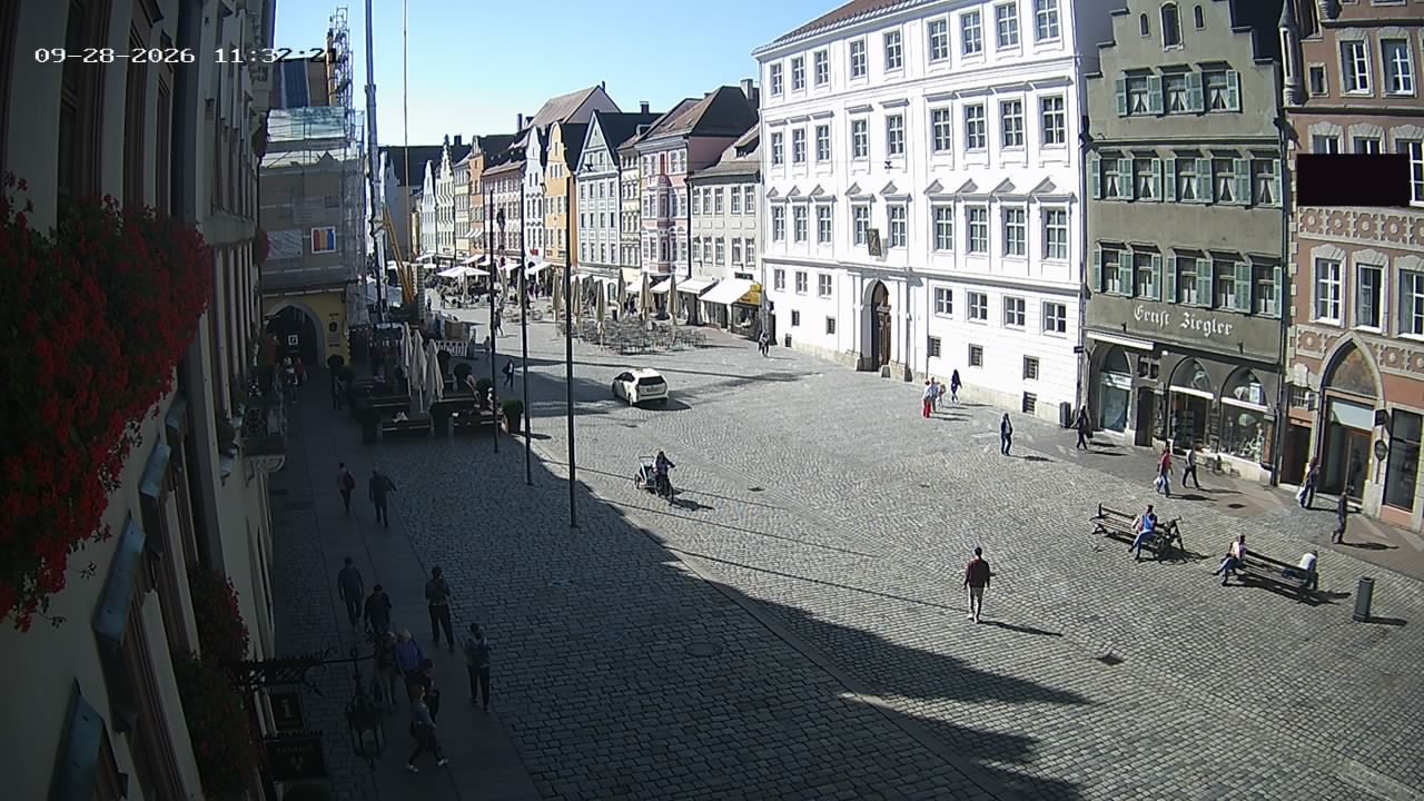 Archiv Foto Webcam Landshut: Blick vom Rathaus auf die Residenz