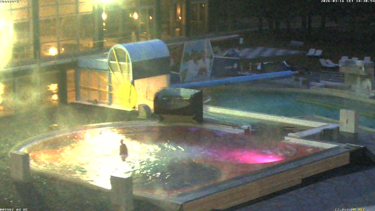 Archiv Foto Webcam Bad Füssing: Johannesbad-Therme Felsenlagune