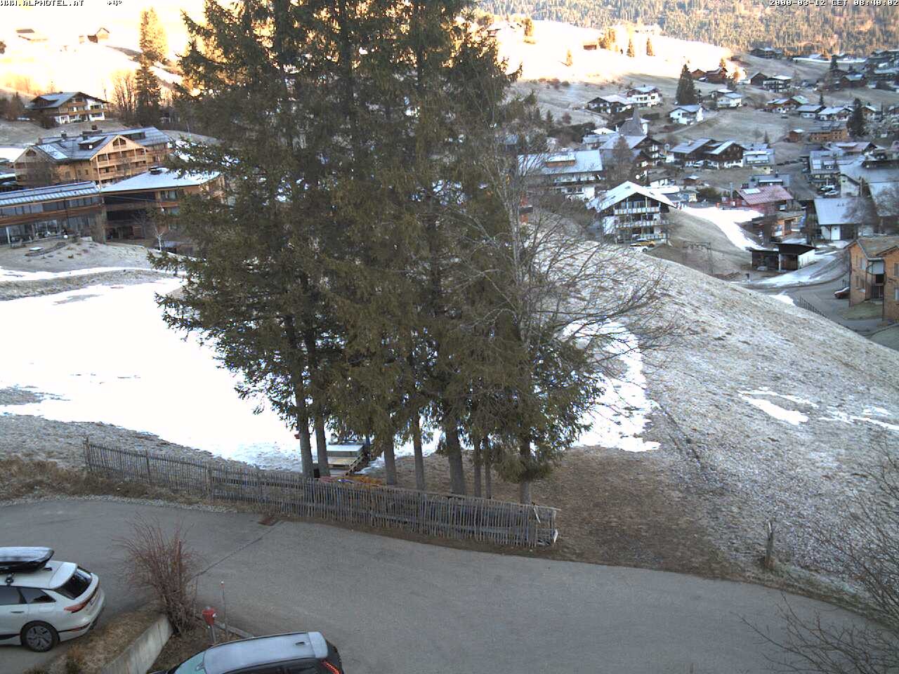 Archived image Webcam Hotel "Alphotel" at Kleinwalsertal