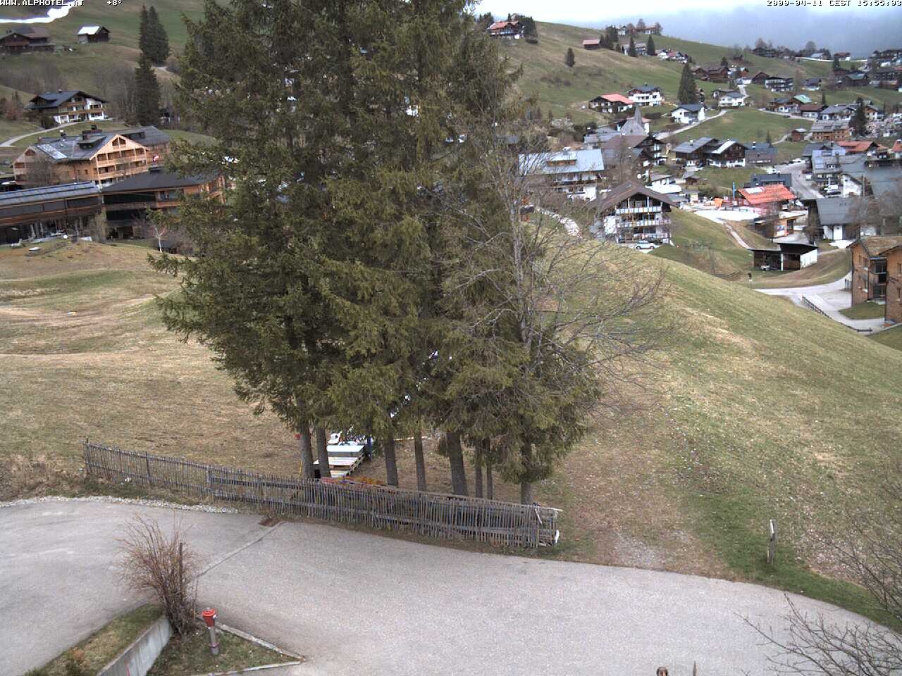 Archived image Webcam Hotel "Alphotel" at Kleinwalsertal
