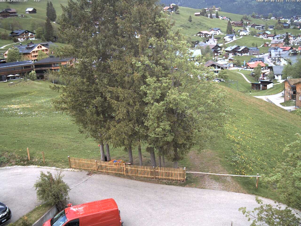 Archived image Webcam Hotel "Alphotel" at Kleinwalsertal