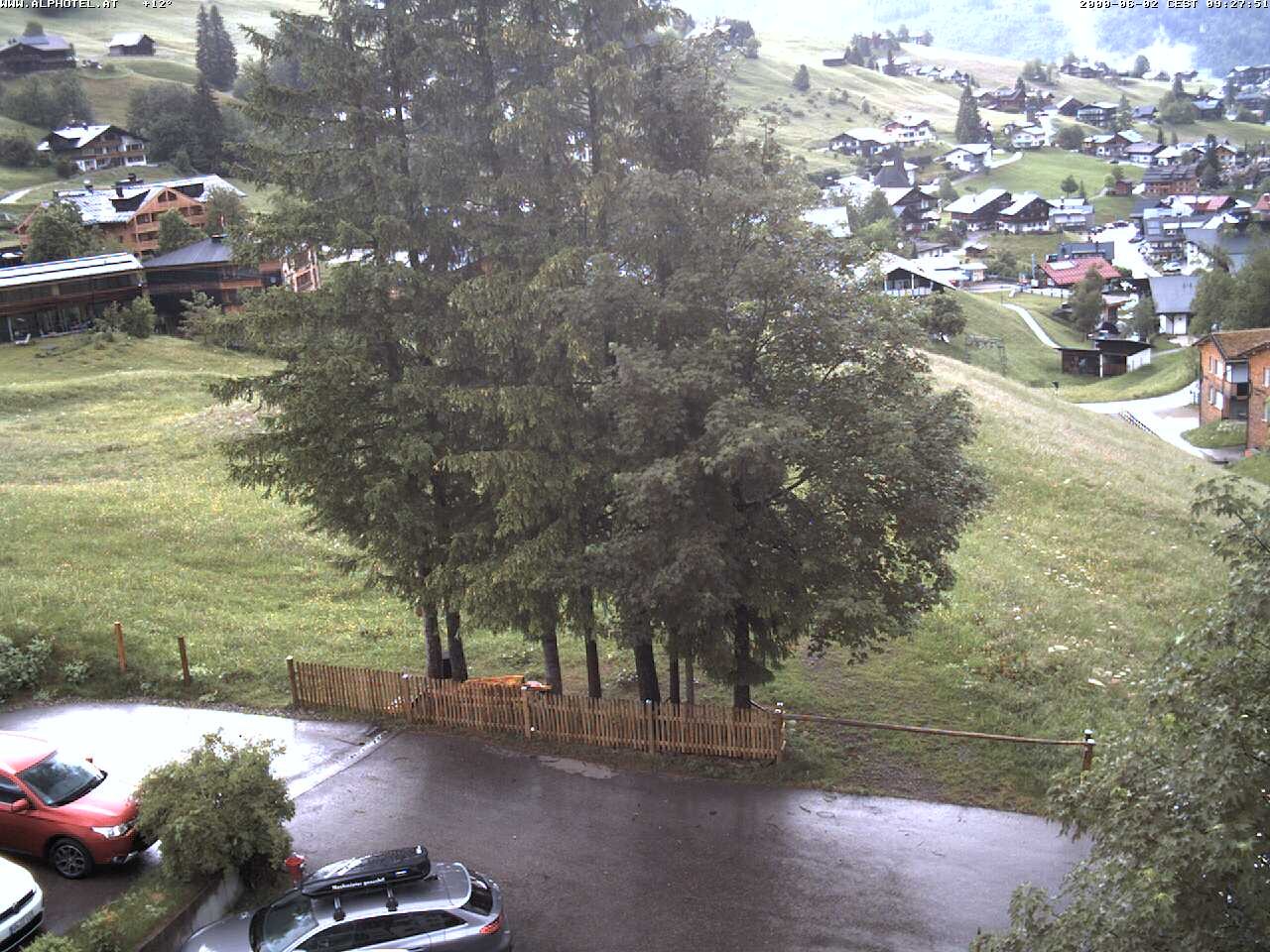 Archived image Webcam Hotel "Alphotel" at Kleinwalsertal