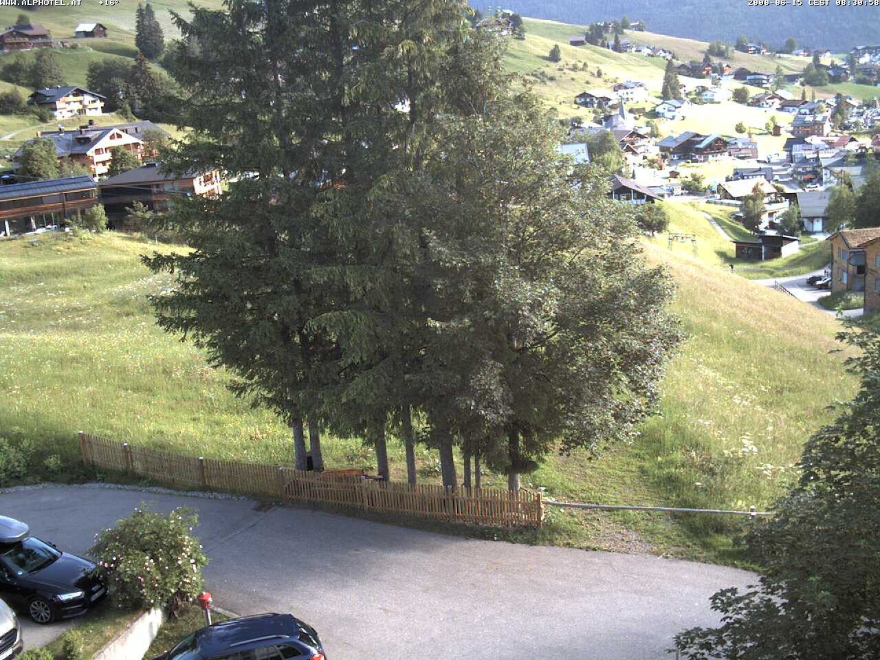 Archived image Webcam Hotel "Alphotel" at Kleinwalsertal