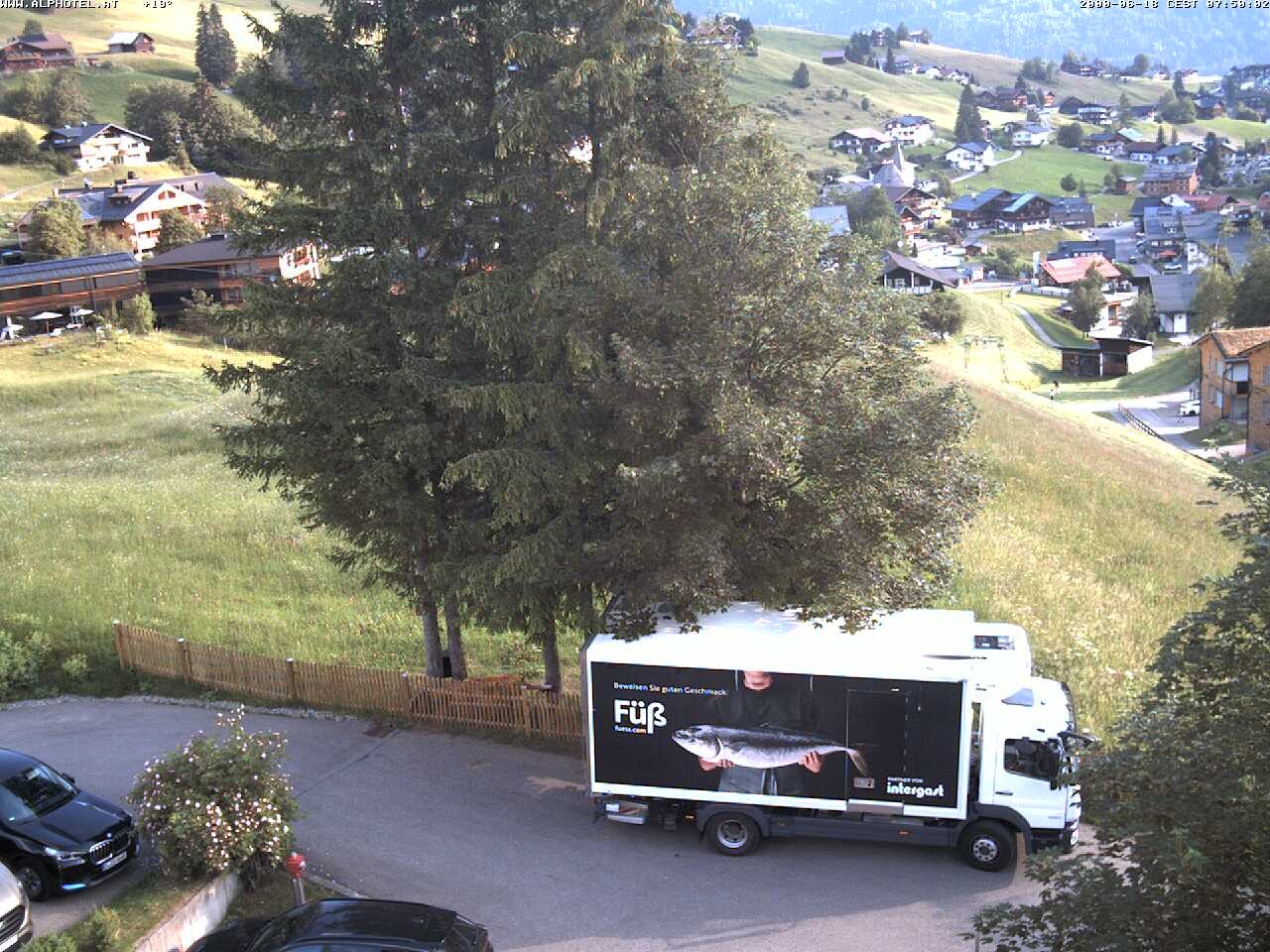 Archived image Webcam Hotel "Alphotel" at Kleinwalsertal