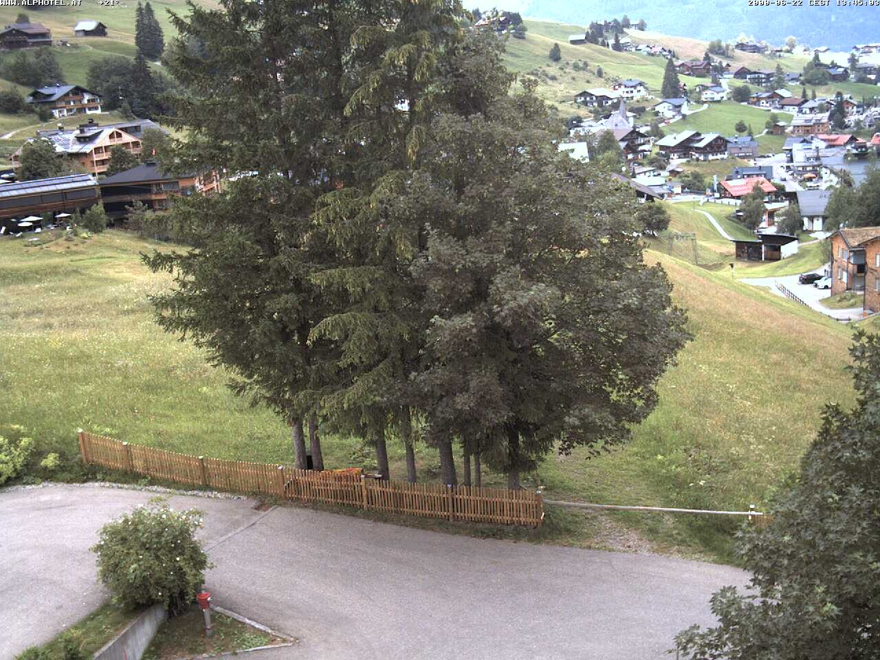 Archived image Webcam Hotel "Alphotel" at Kleinwalsertal