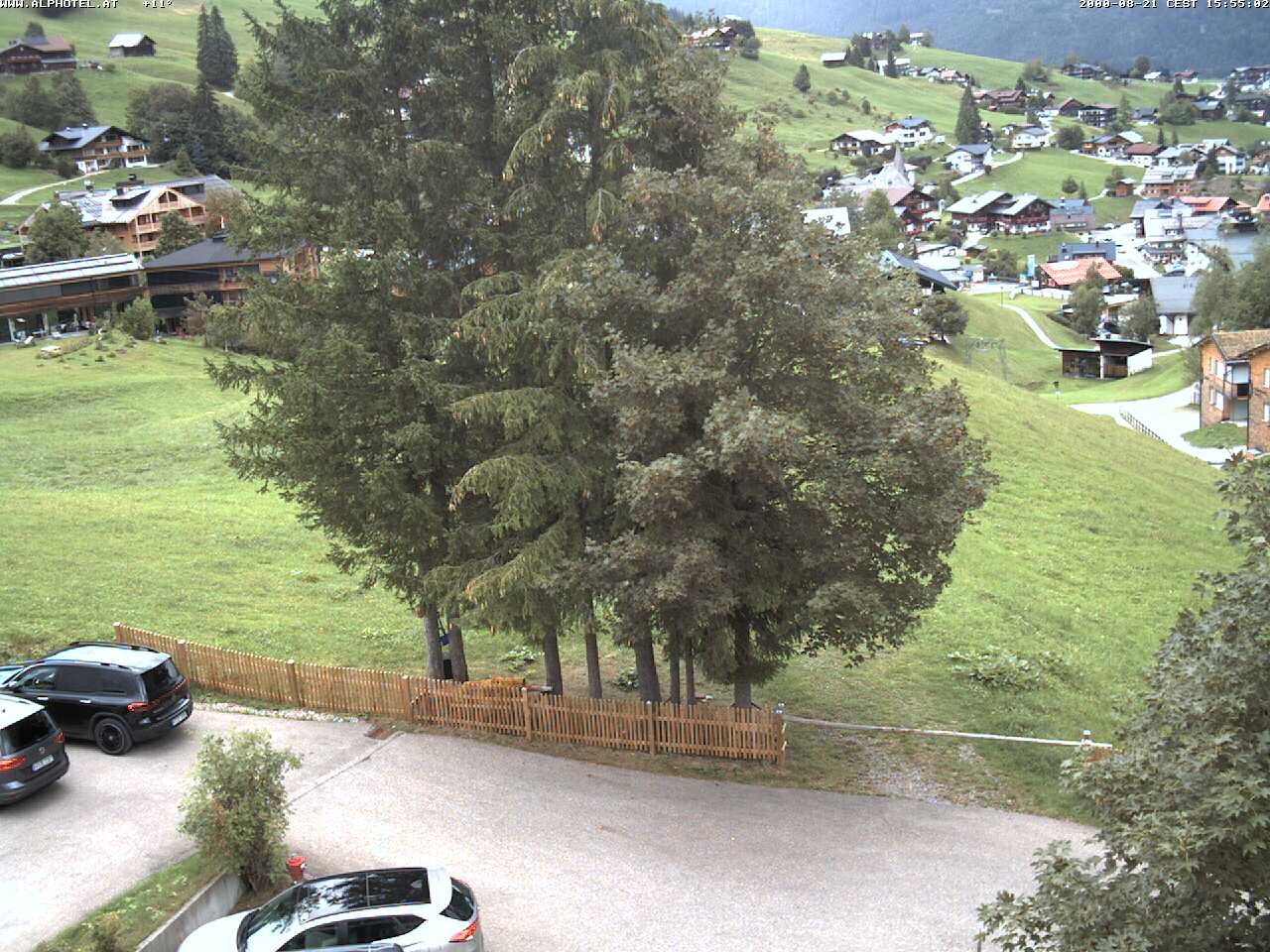 Archived image Webcam Hotel "Alphotel" at Kleinwalsertal