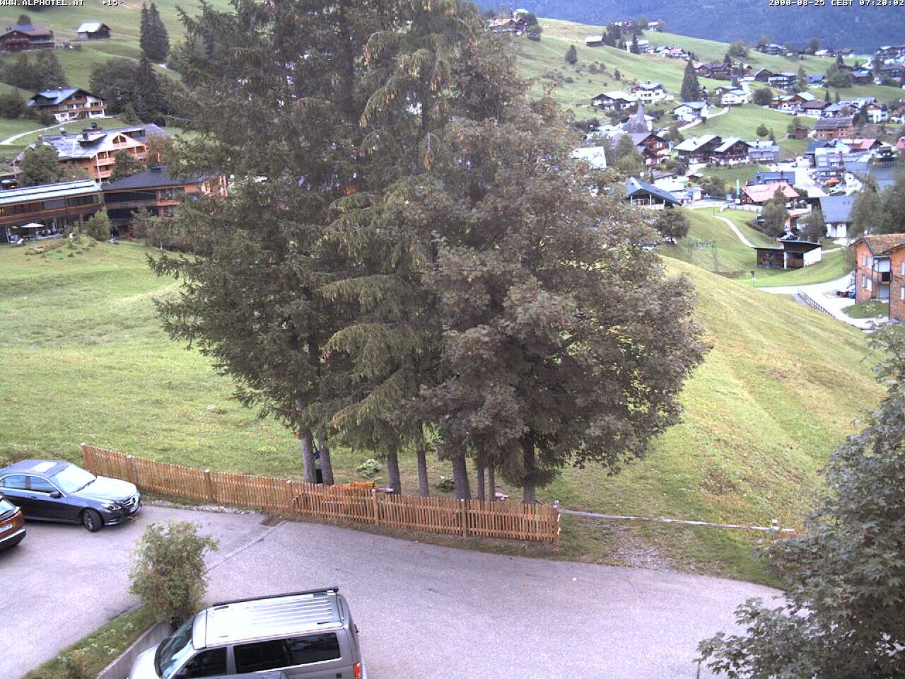 Archiv Foto Webcam Alphotel im Kleinwalsertal