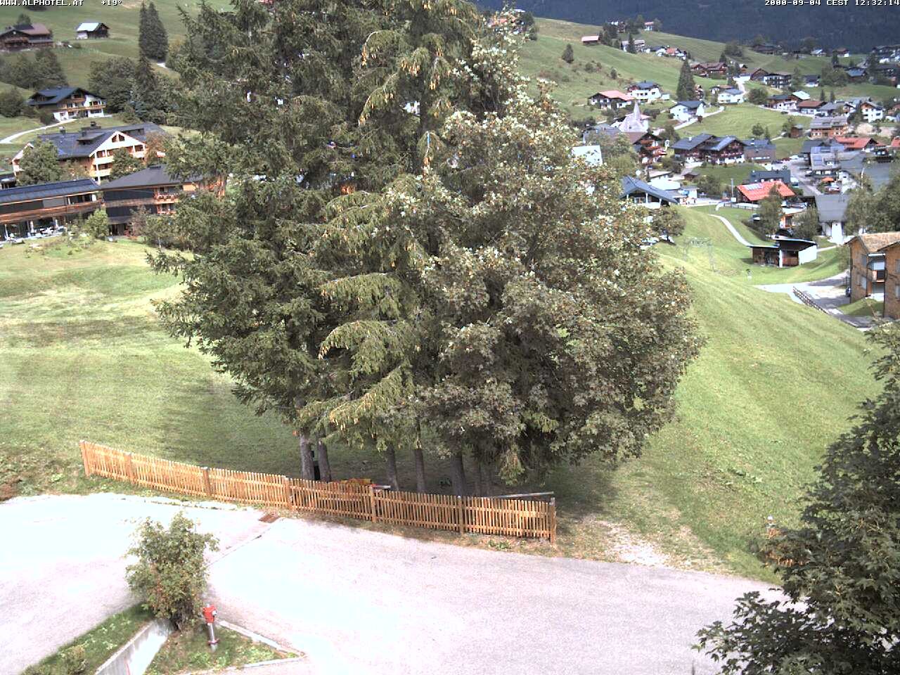 Archiv Foto Webcam Alphotel im Kleinwalsertal