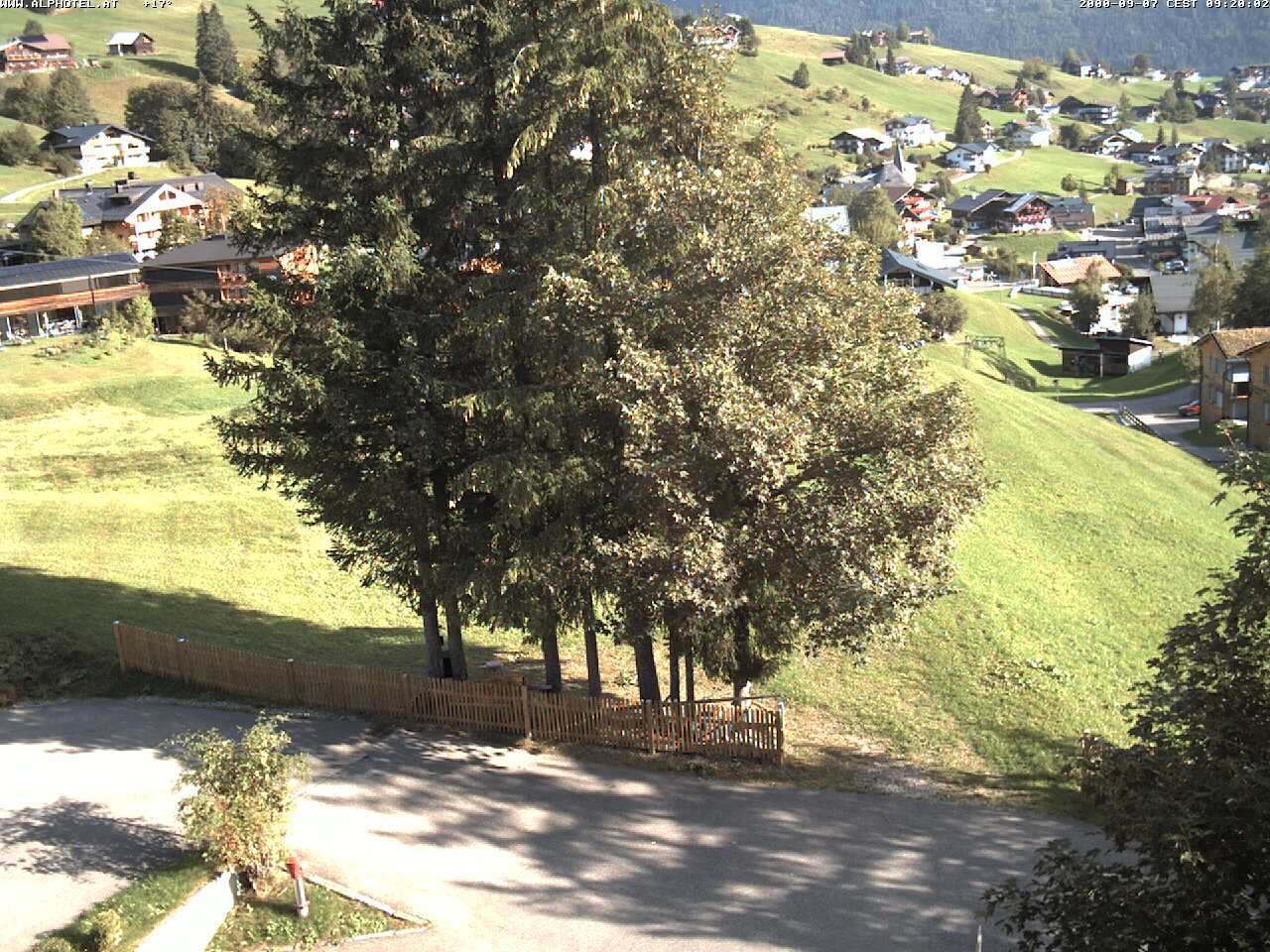 Archiv Foto Webcam Alphotel im Kleinwalsertal