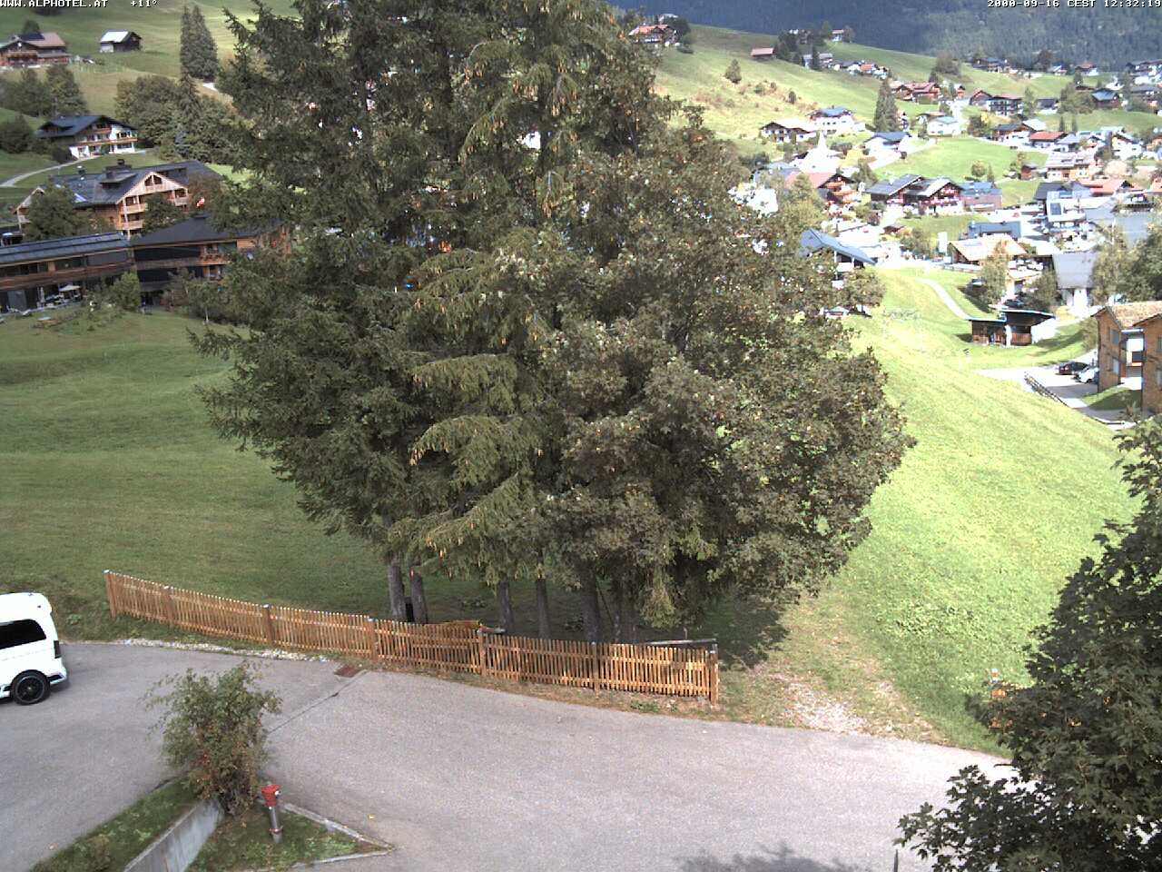 Archiv Foto Webcam Alphotel im Kleinwalsertal