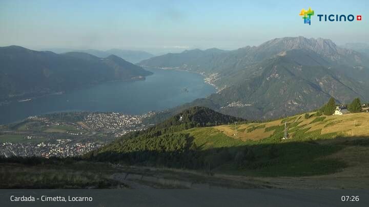 Archived image Webcam Minusio - Cimetta