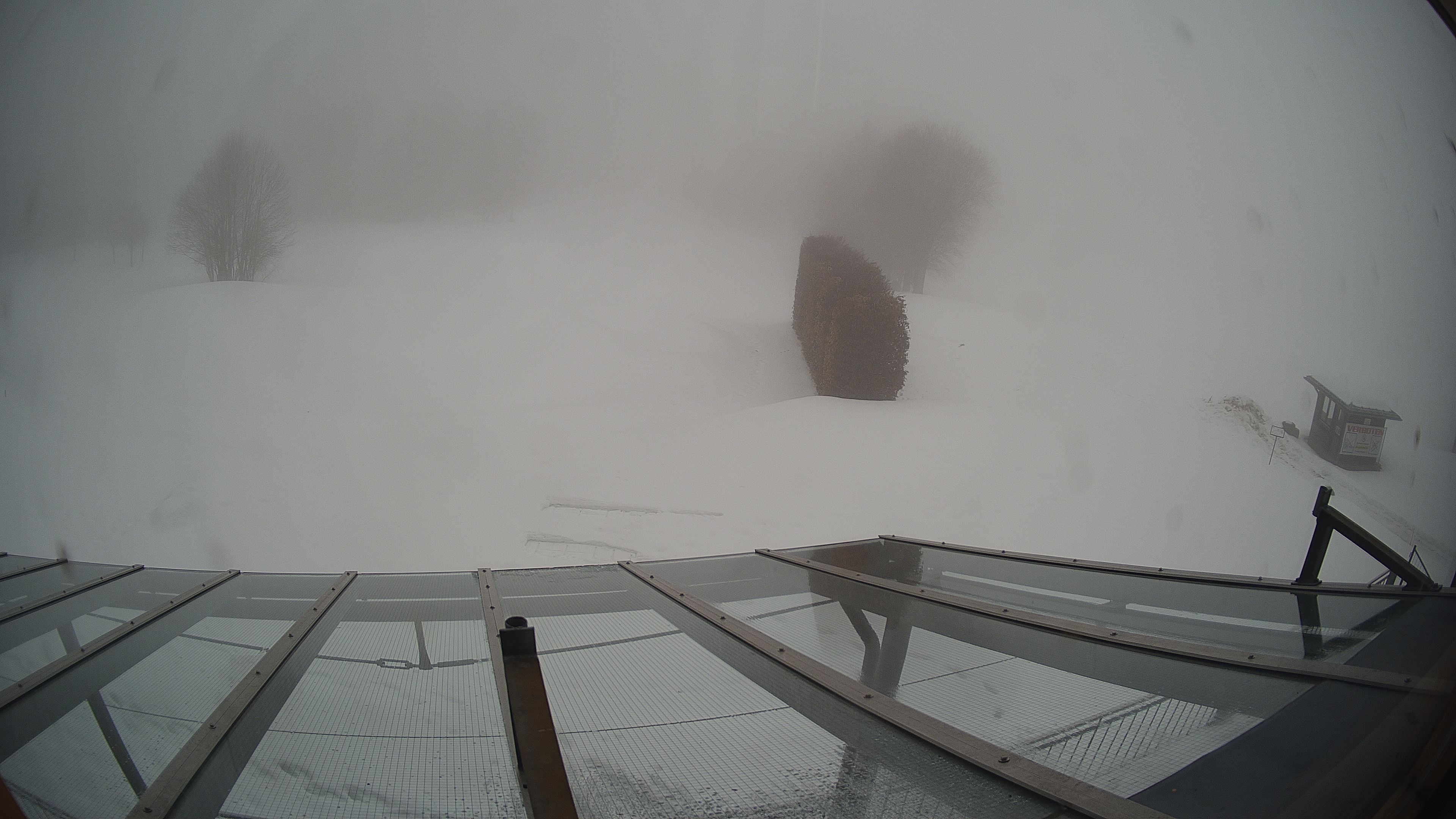 Archived image Webcam Golf Course Deggendorf