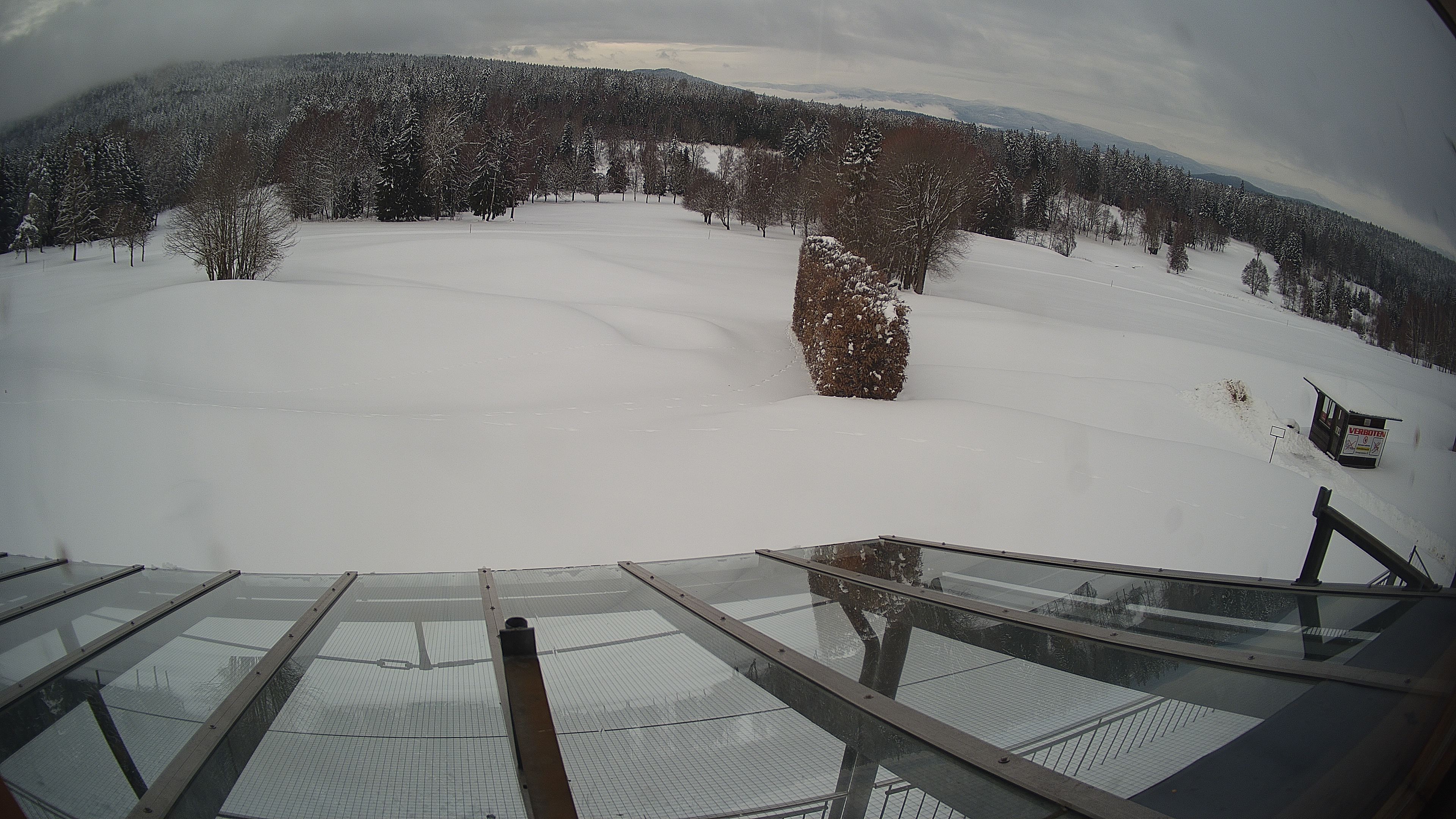 Archived image Webcam Golf Course Deggendorf