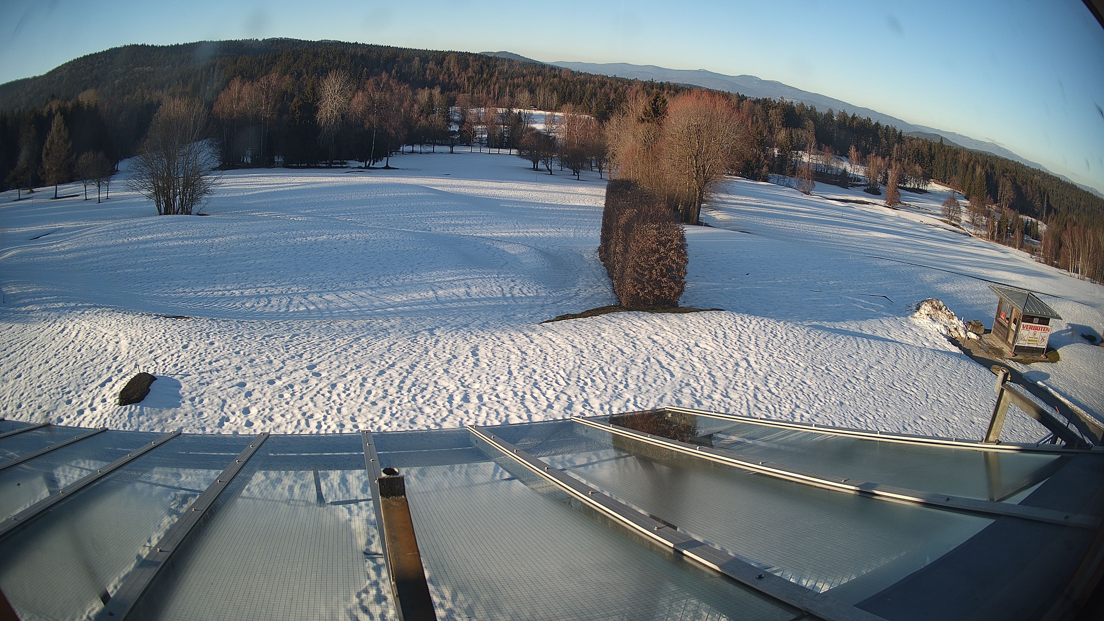 Archiv Foto Webcam Deggendorfer Golfplatz