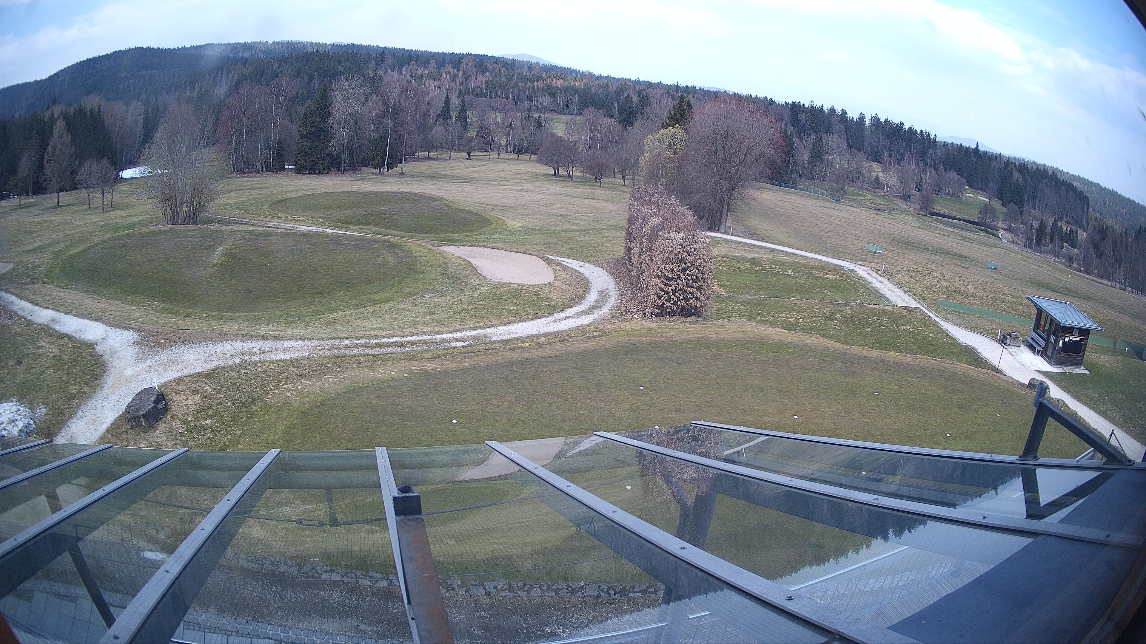 Archived image Webcam Golf Course Deggendorf