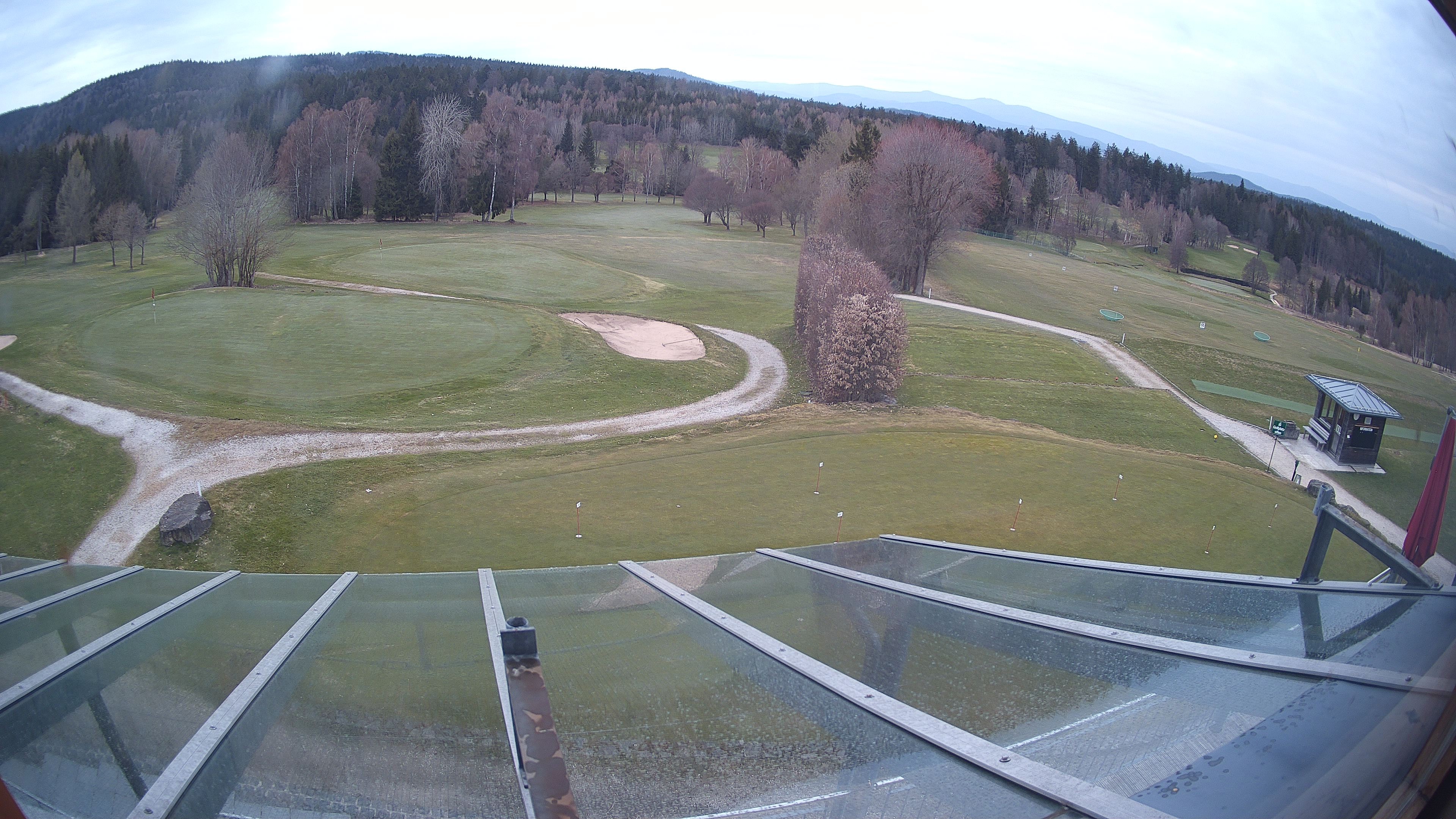 Archived image Webcam Golf Course Deggendorf