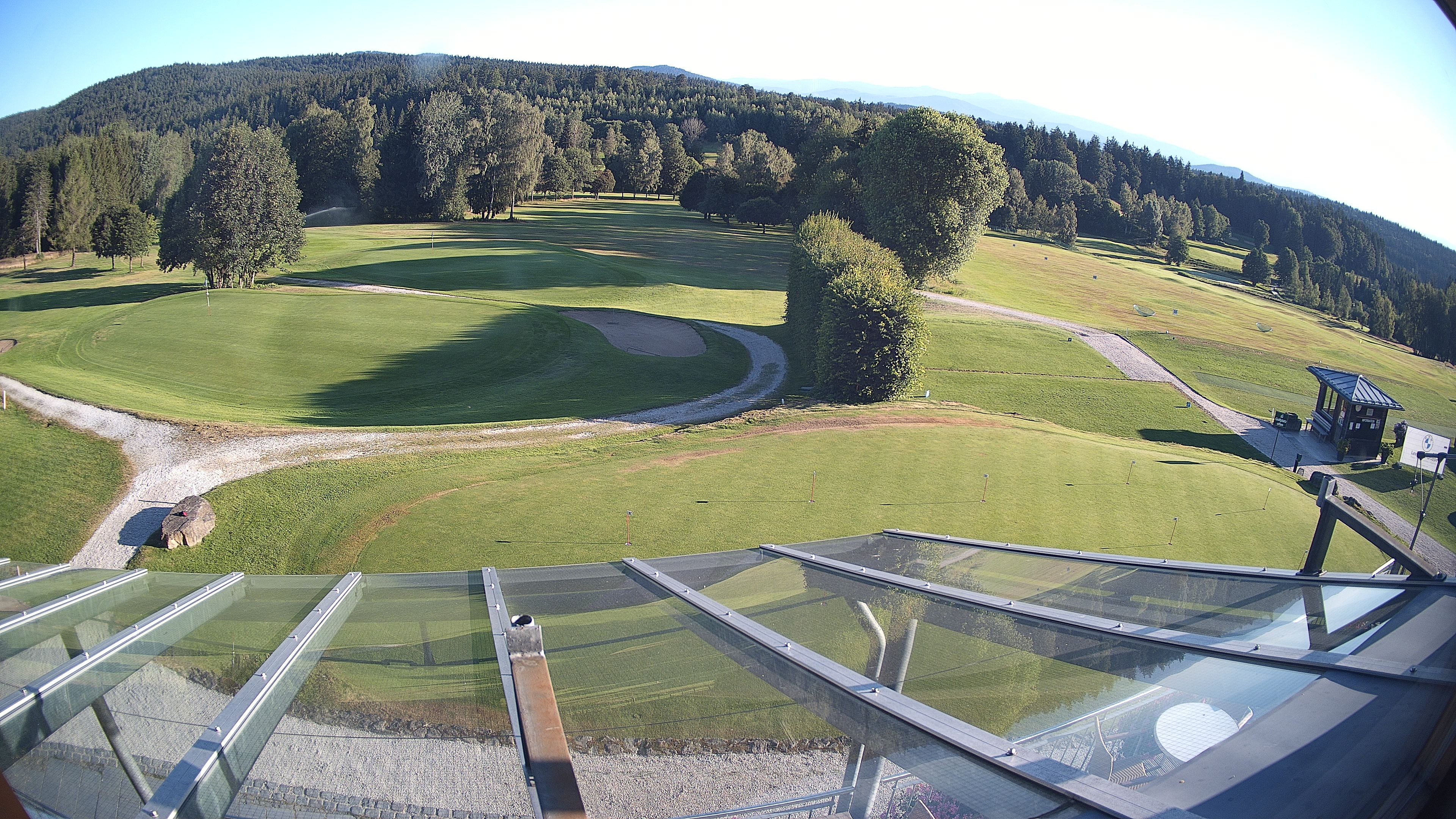 Archived image Webcam Golf Course Deggendorf
