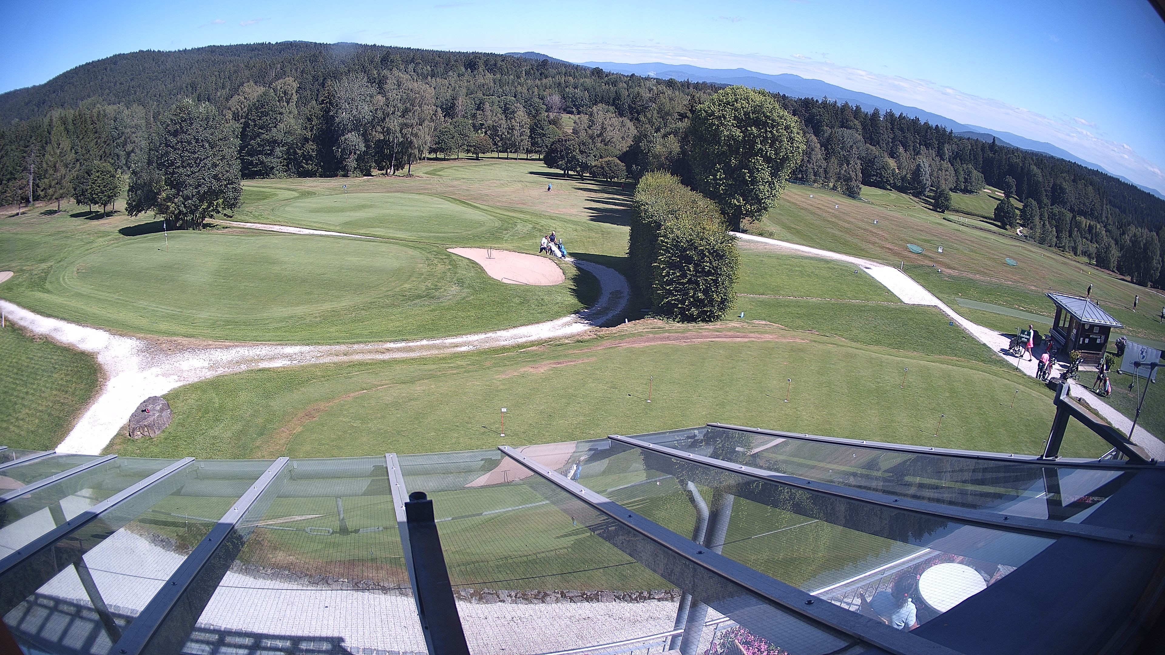 Archived image Webcam Golf Course Deggendorf