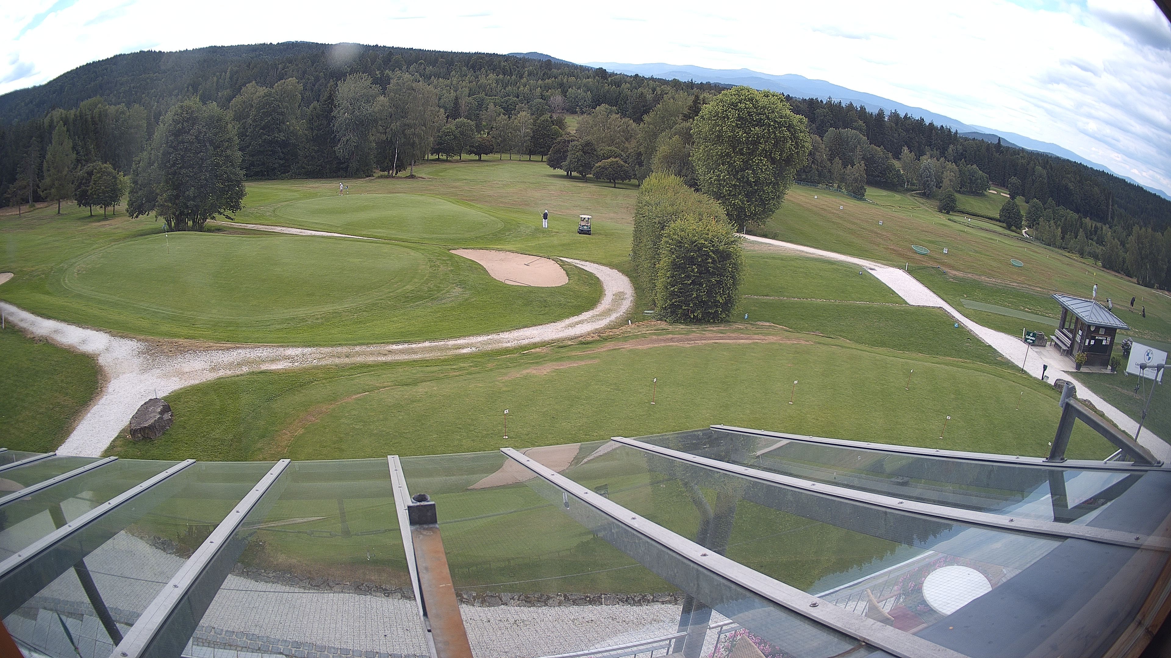 Archived image Webcam Golf Course Deggendorf