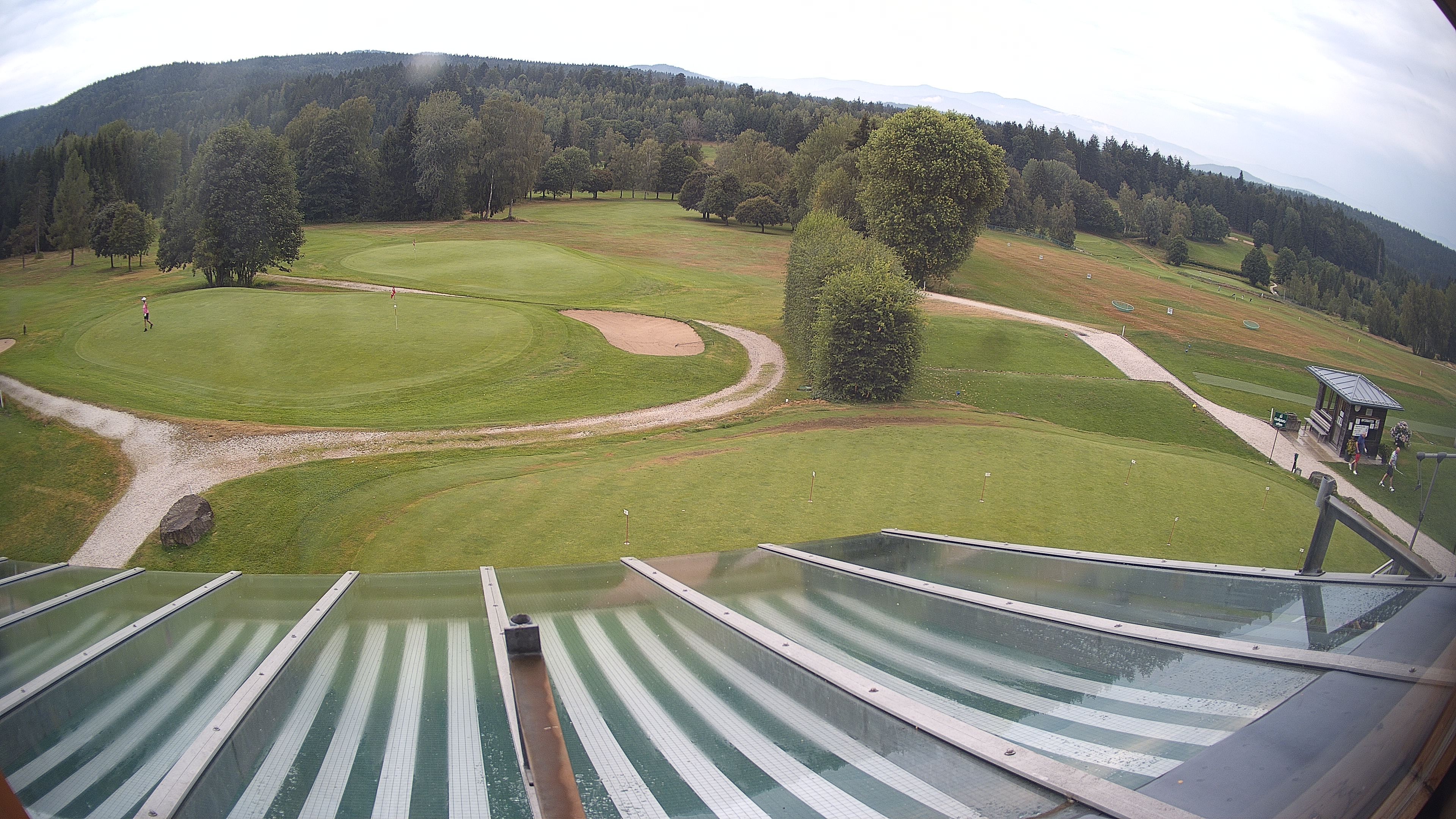 Archived image Webcam Golf Course Deggendorf