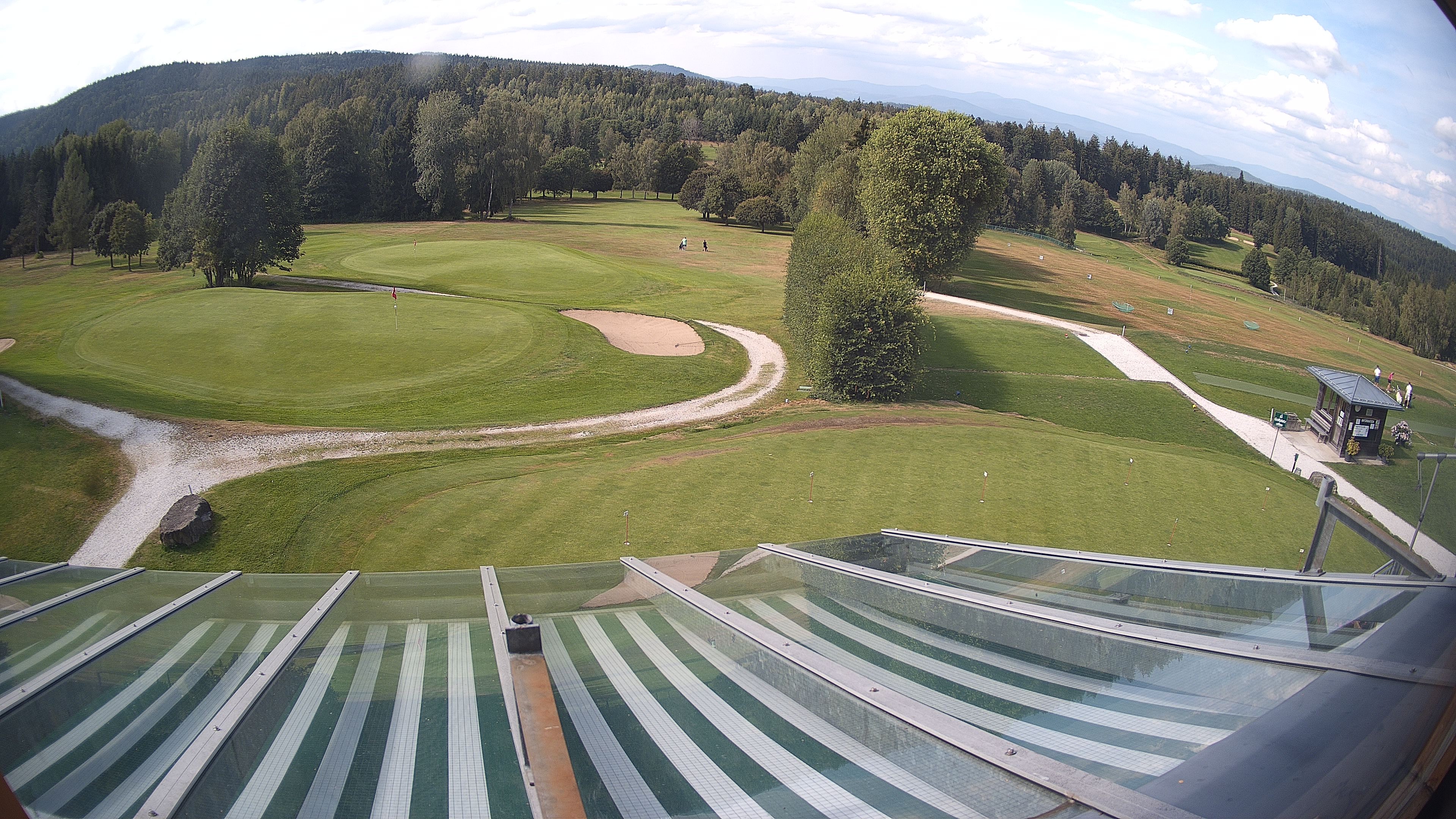 Archived image Webcam Golf Course Deggendorf