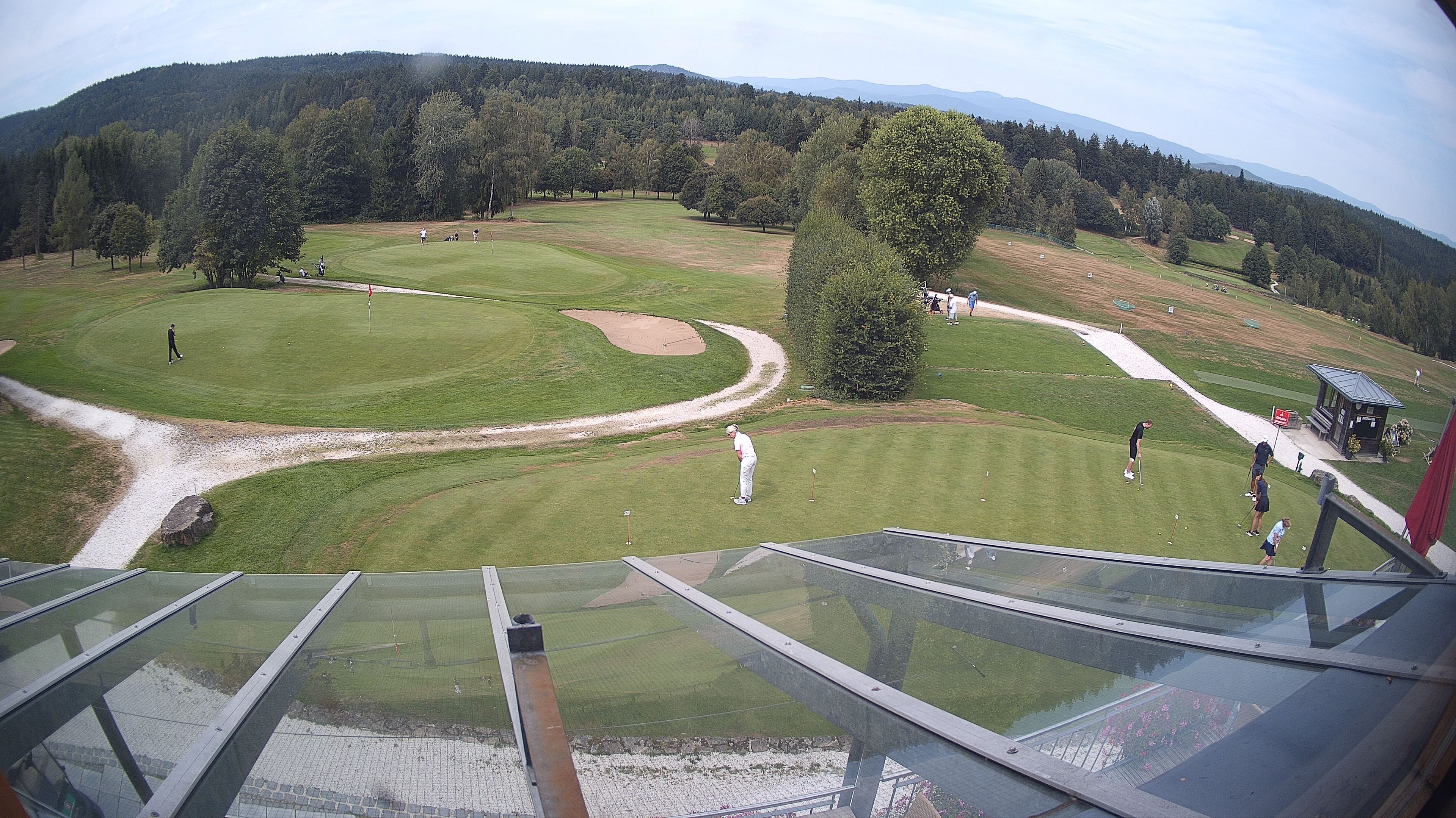 Archived image Webcam Golf Course Deggendorf