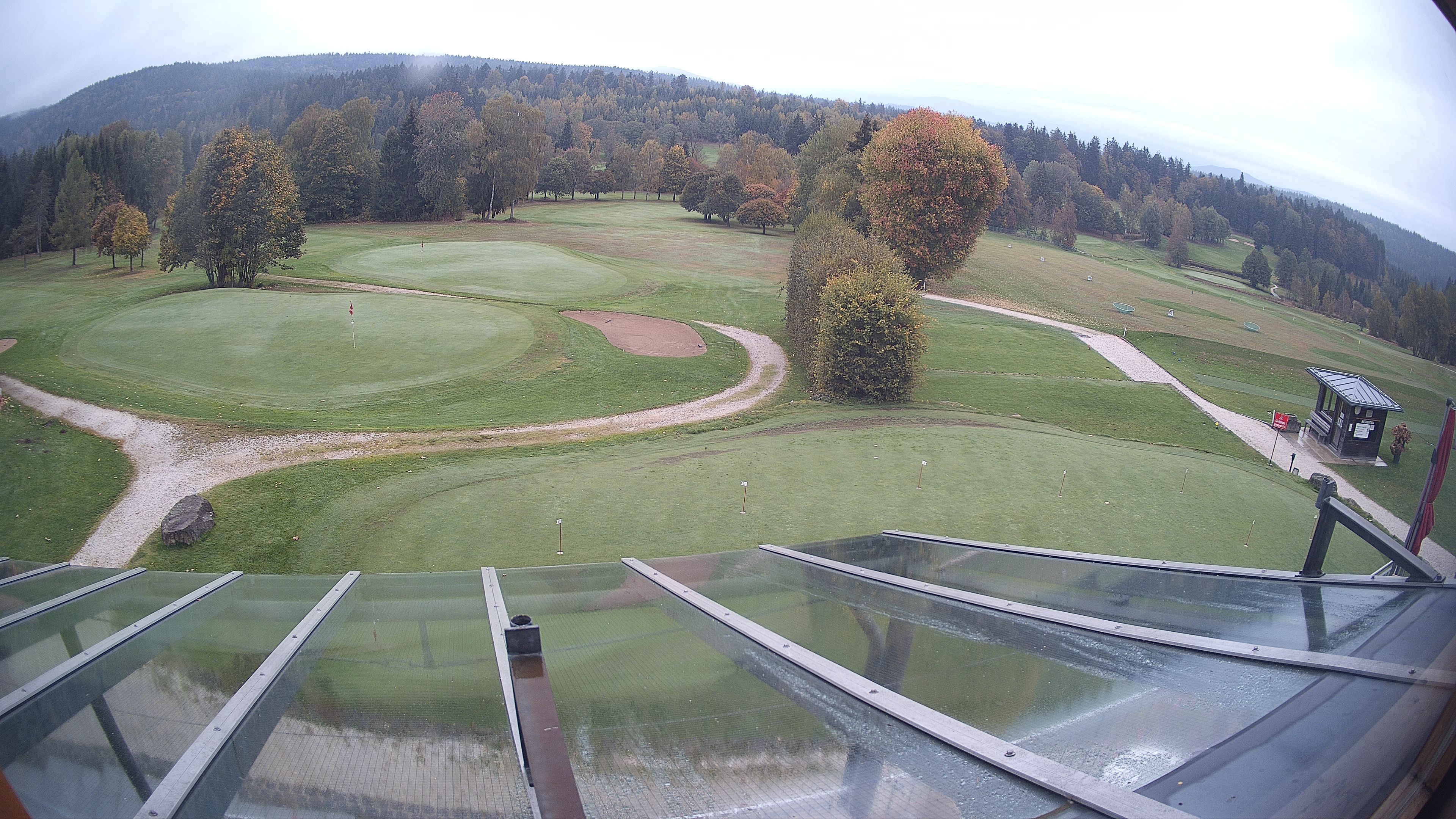 Archived image Webcam Golf Course Deggendorf