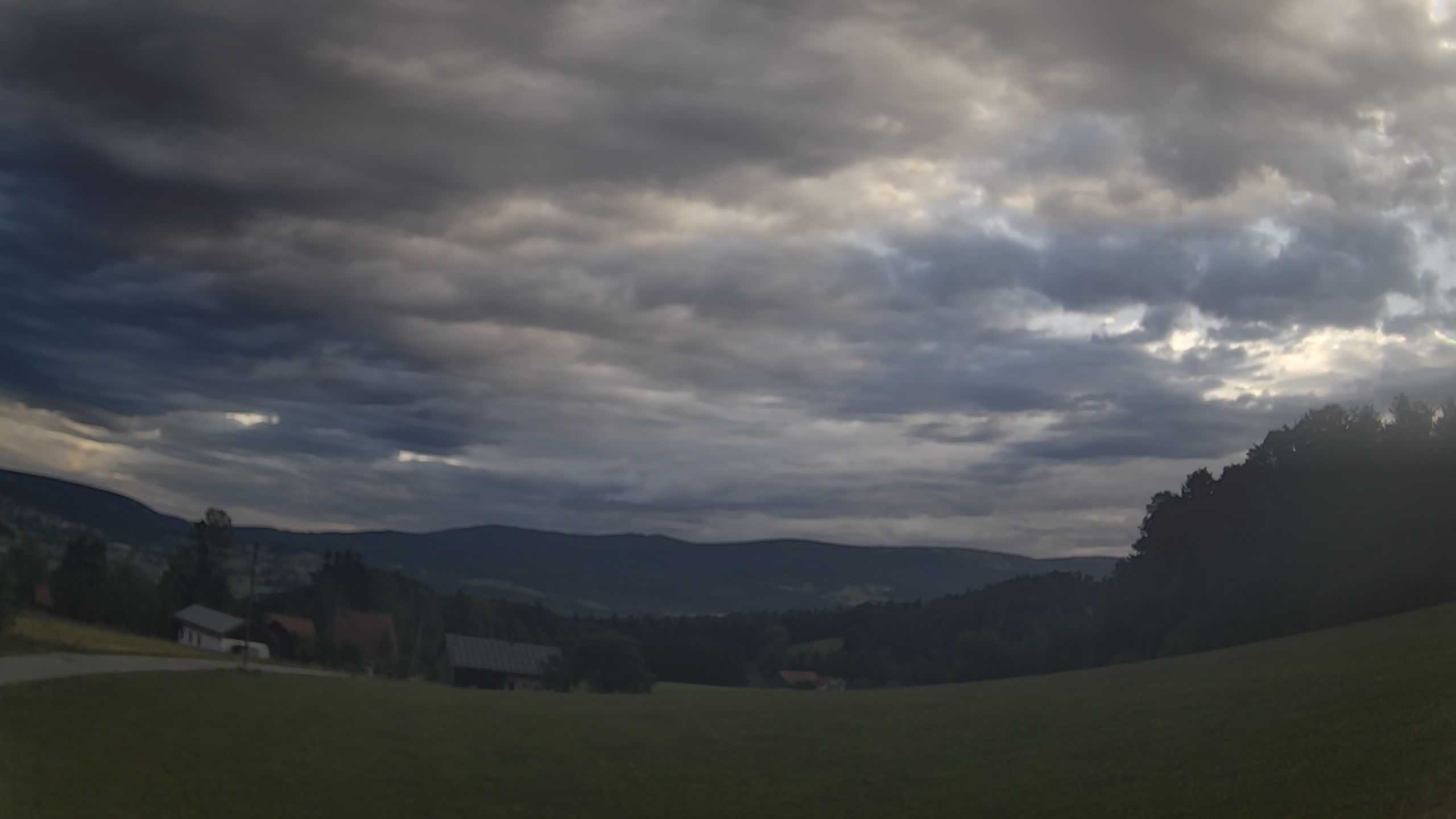 Archiv Foto Webcam Sicht auf das Dreisessel-Bergmassiv