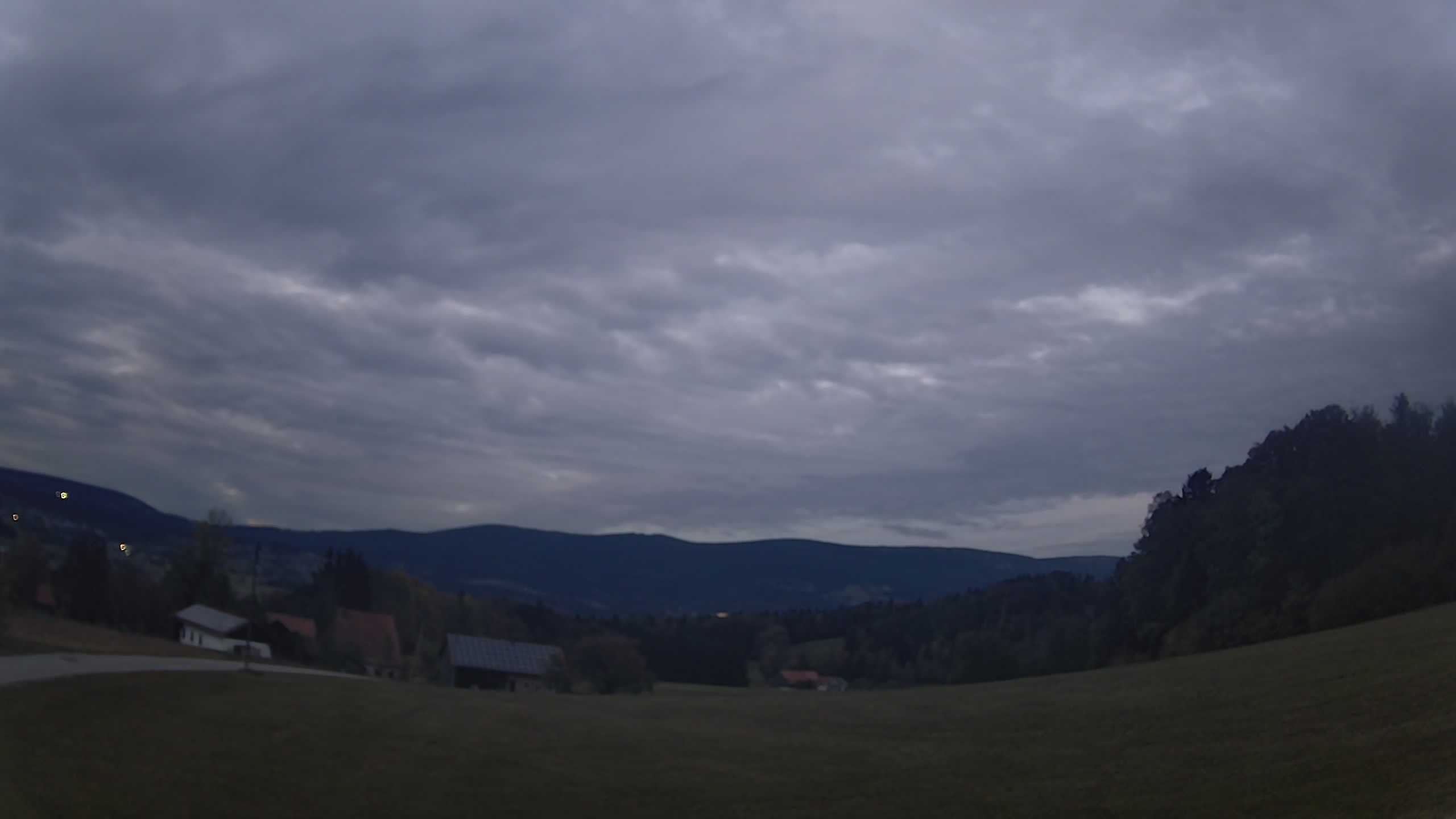 Archiv Foto Webcam Sicht auf das Dreisessel-Bergmassiv