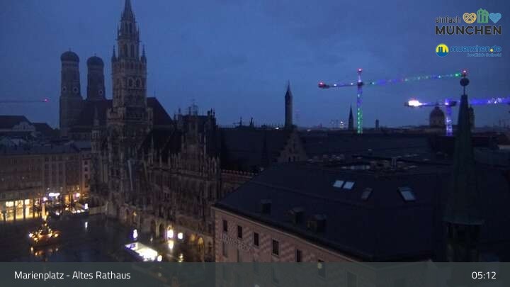 Archiv Foto Webcam Marienplatz München - Altes Rathaus